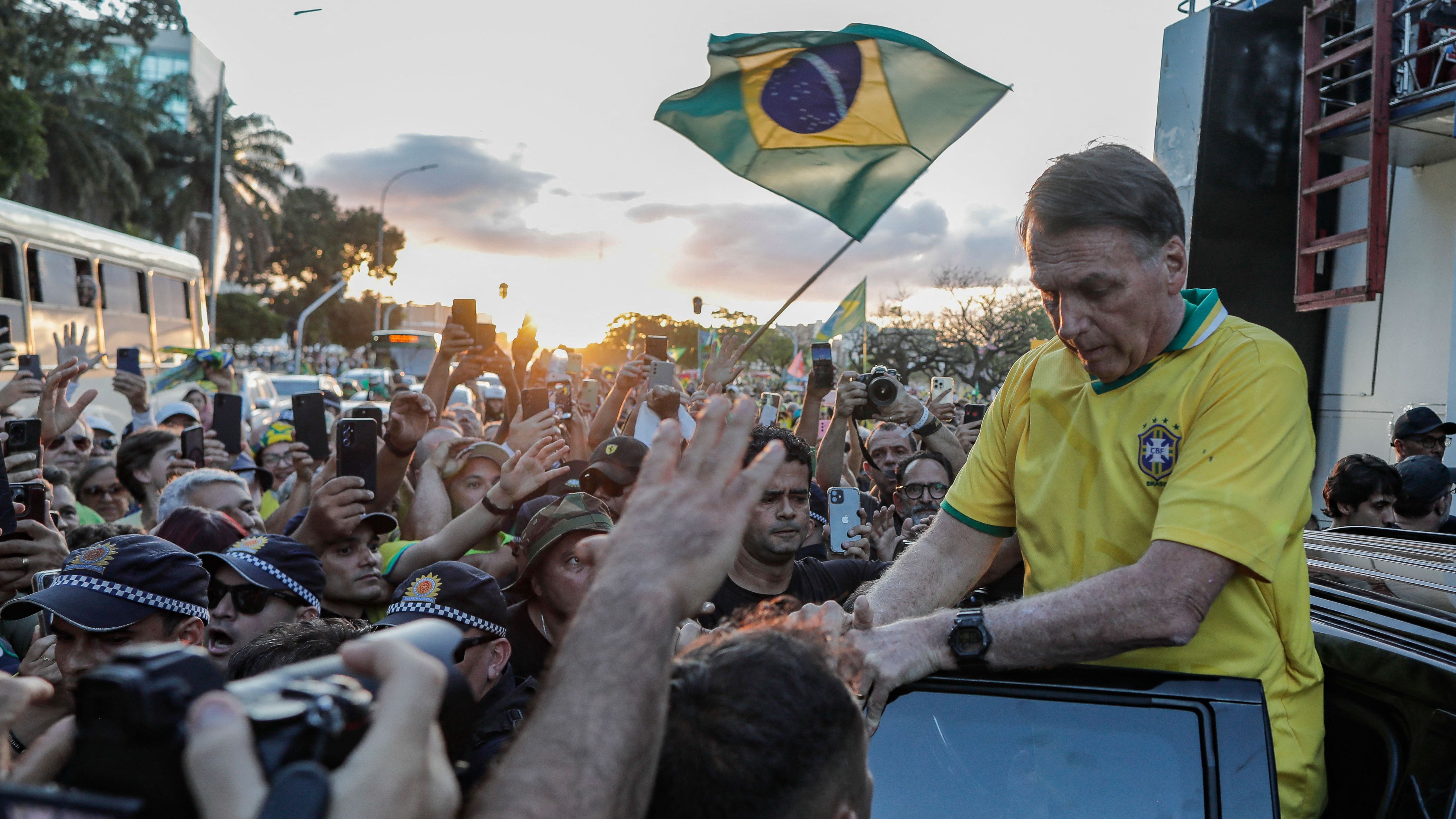 BRAZIL-POLITICS-BOLSONARO-MARCH