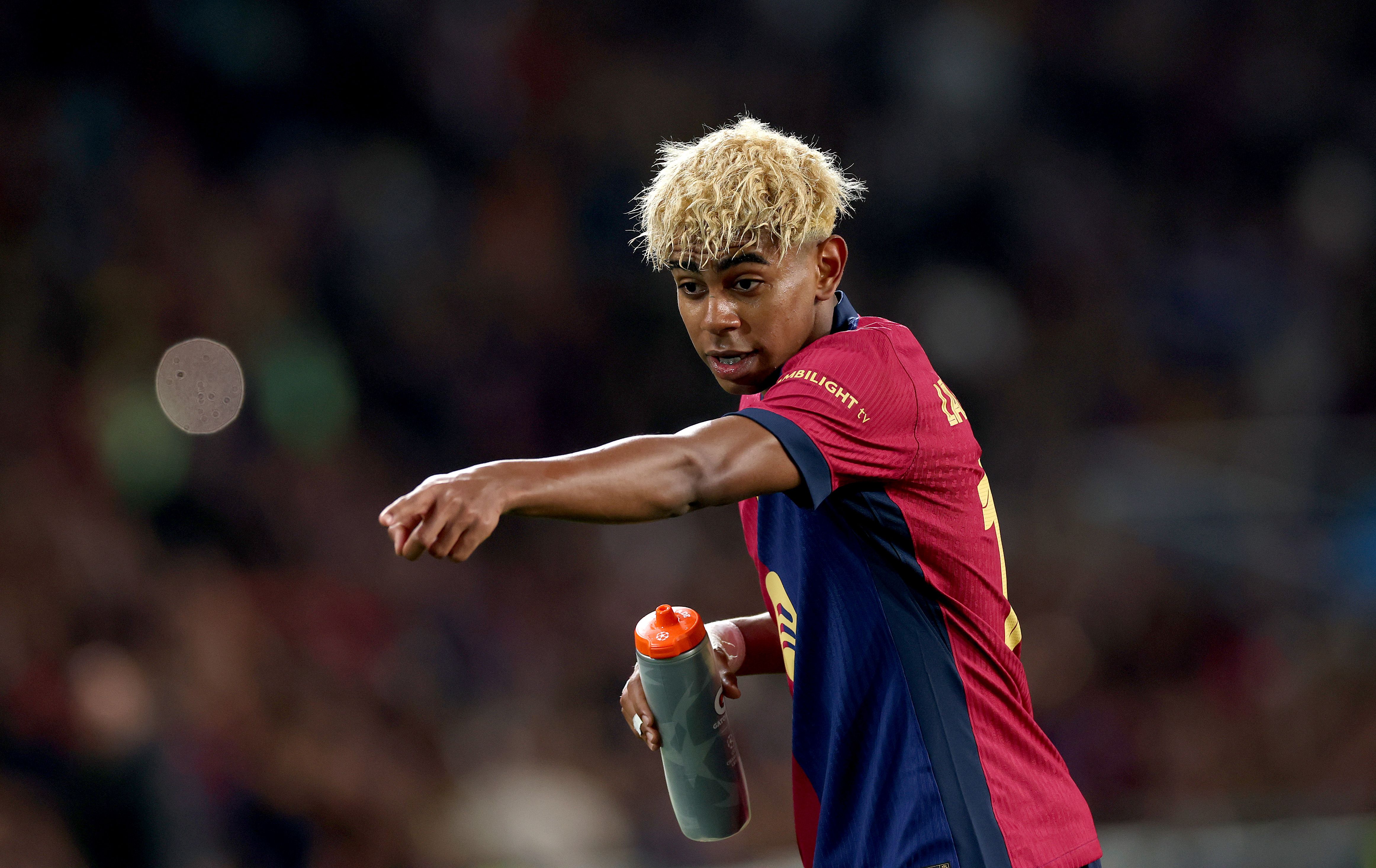 FC Barcelona v FC Internazionale Milano - UEFA Champions League 2024/25 Semi Final First Leg