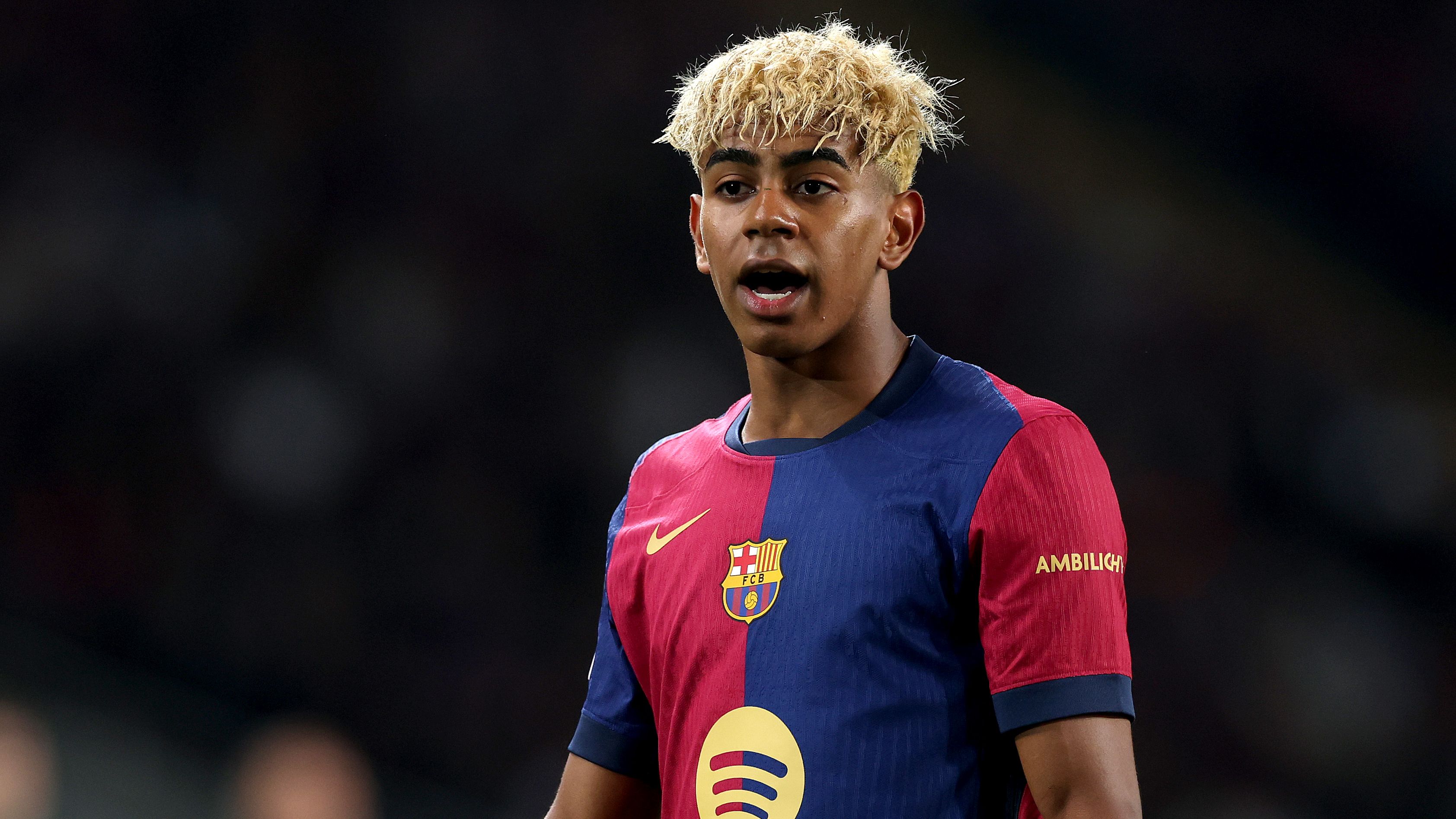 FC Barcelona v FC Internazionale Milano - UEFA Champions League 2024/25 Semi Final First Leg