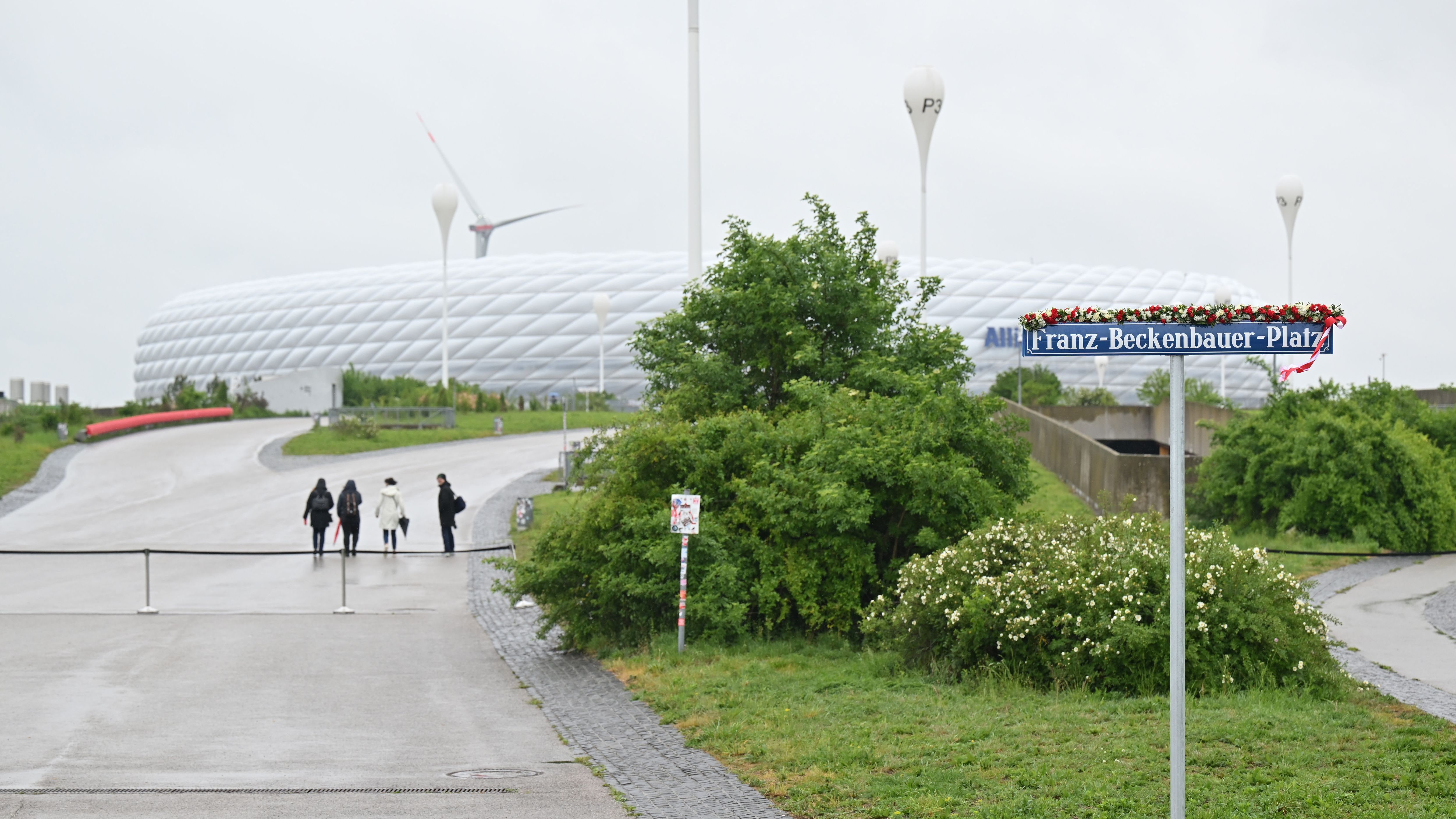 Inauguration of Franz-Beckenbauer-Platz 5