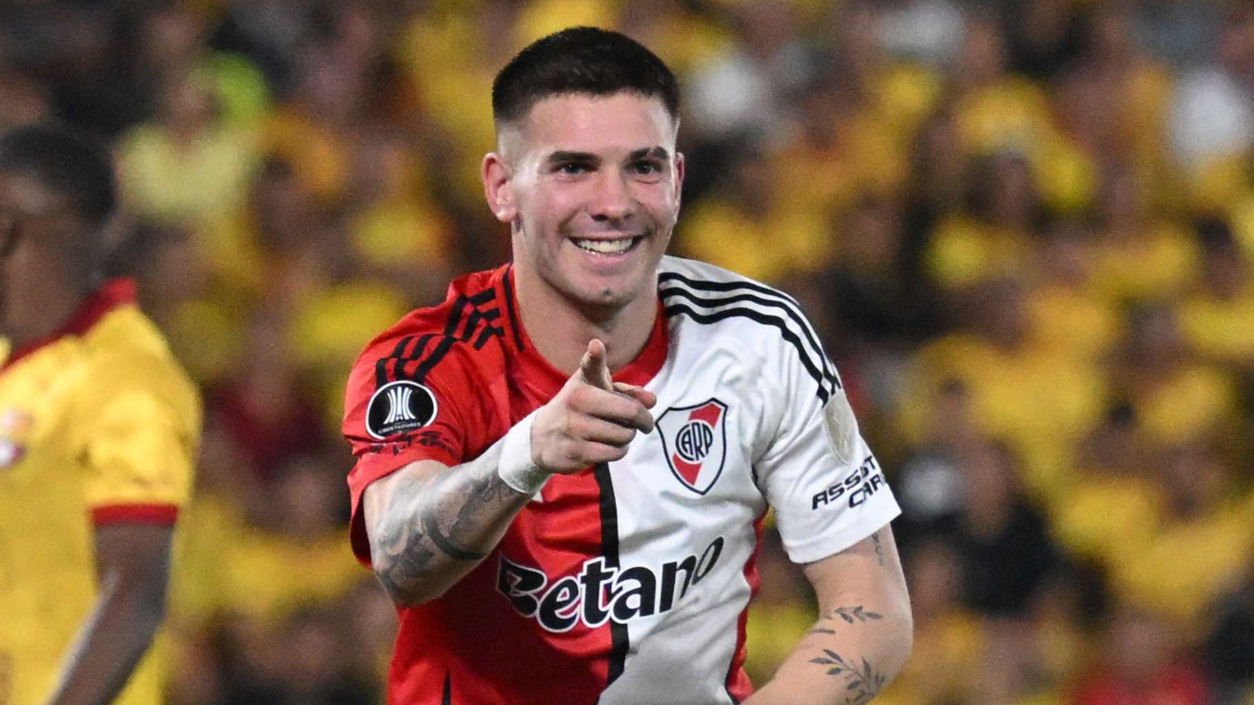 FBL-LIBERTADORES-BARCELONA-RIVER