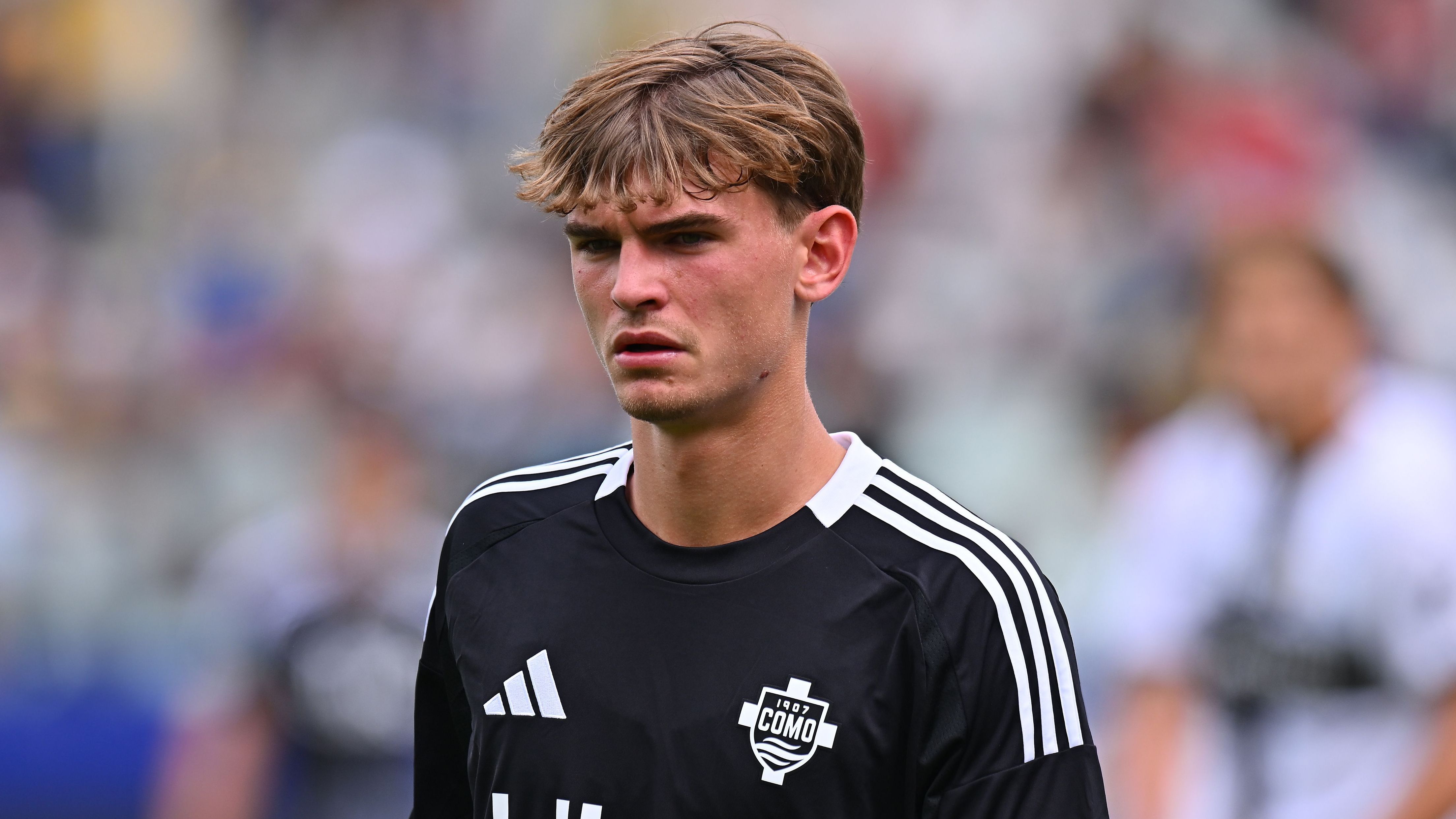 Man Utd consider summer swoop for Como star Nico Paz while Real Madrid eye cheap deal to bring young star back to Spain | Goal.com UK