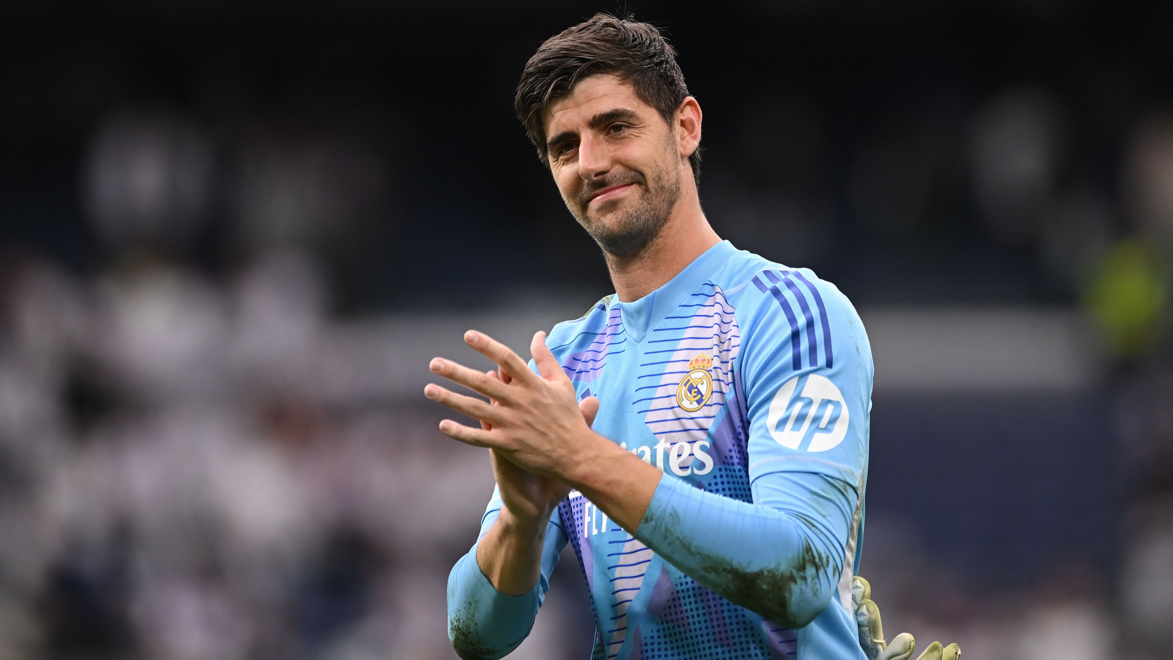 Kesulitan Awali Era Xabi Alonso?! Thibaut Courtois: ‘Carlo Ancelotti-Ball’ Masih Warnai Gaya Real Madrid