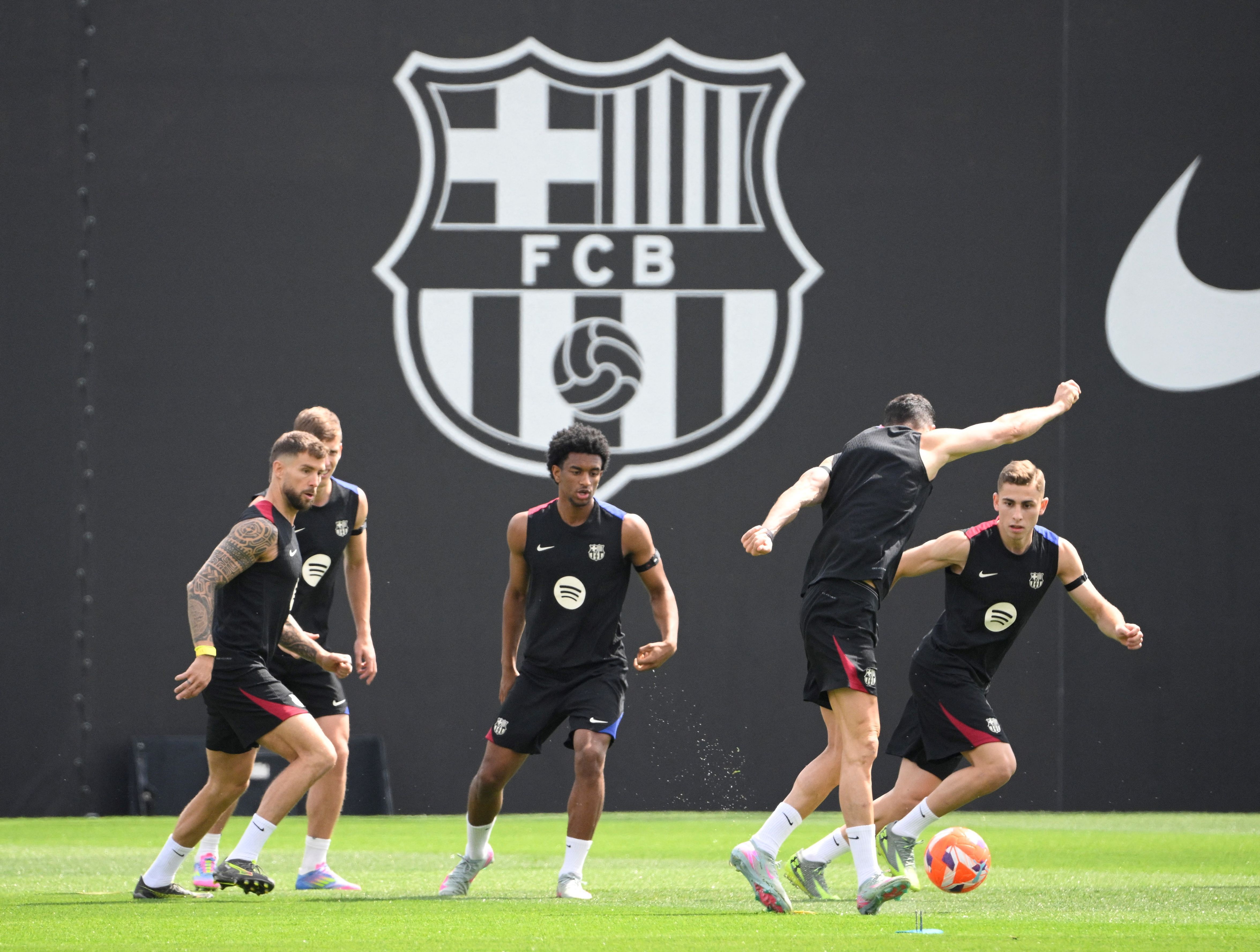 FBL-ESP-LIGA-BARCELONA-TRAINING