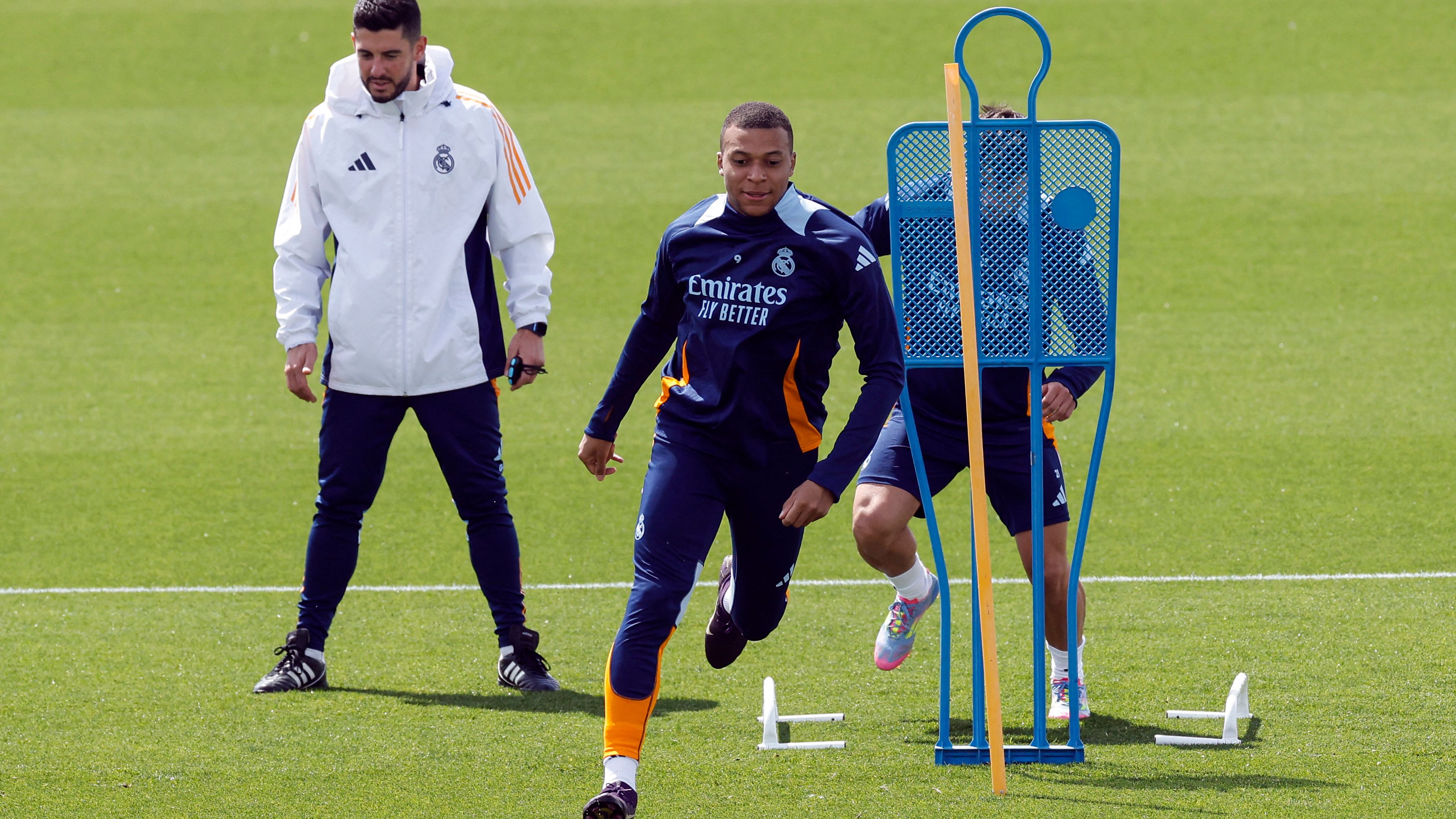 FBL-ESP-LIGA-REAL MADRID-TRAINING