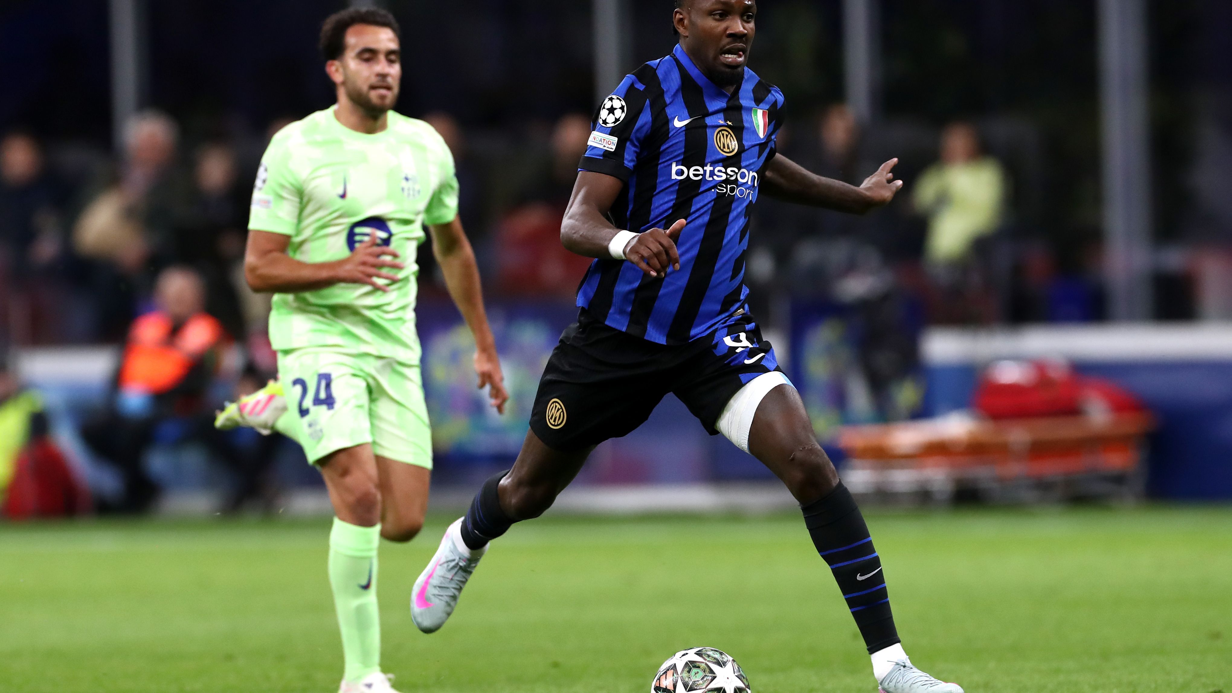 FC Internazionale Milano v FC Barcelona - UEFA Champions League 2024/25 Semi Final Second Leg