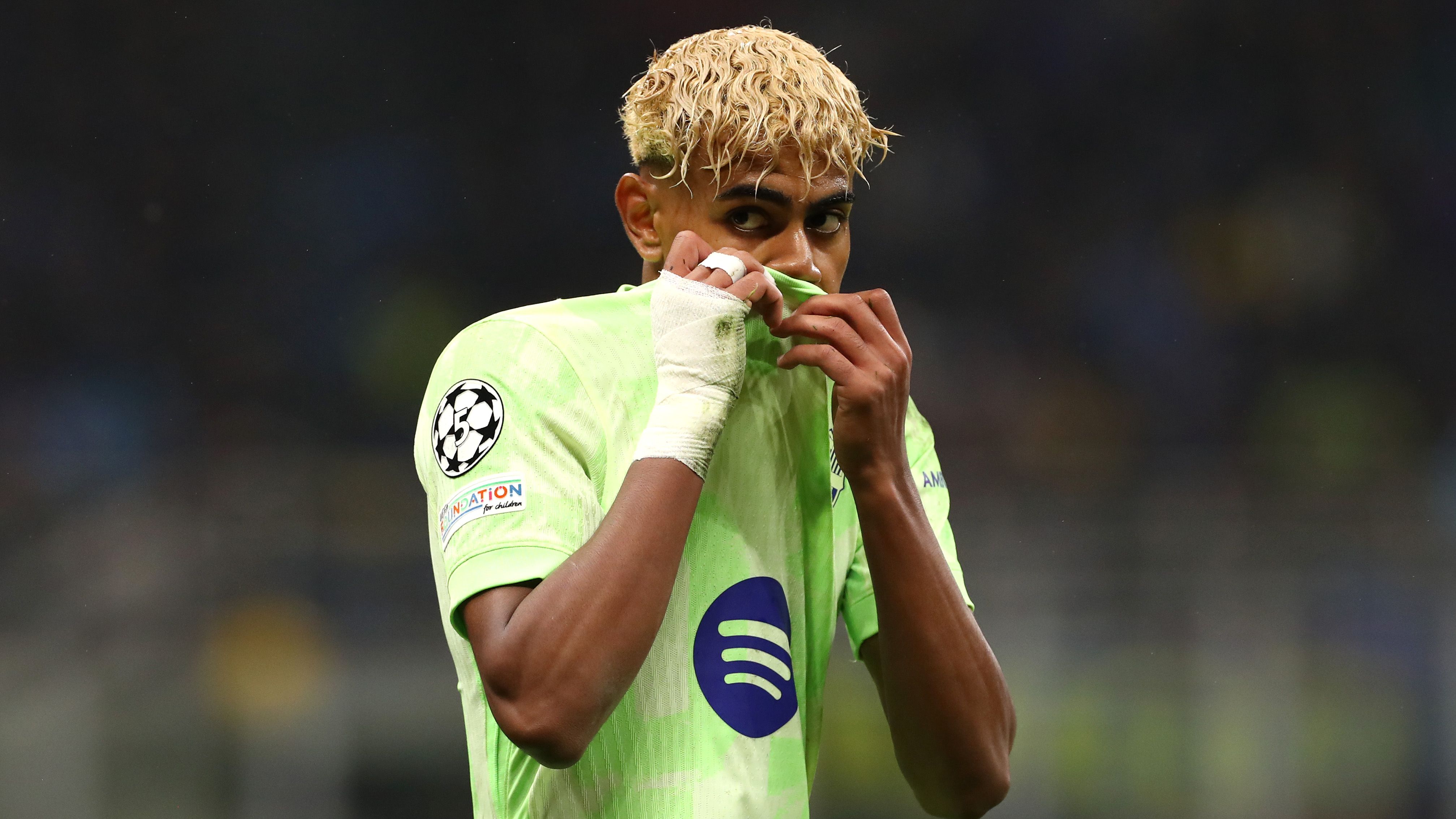 FC Internazionale Milano v FC Barcelona - UEFA Champions League 2024/25 Semi Final Second Leg