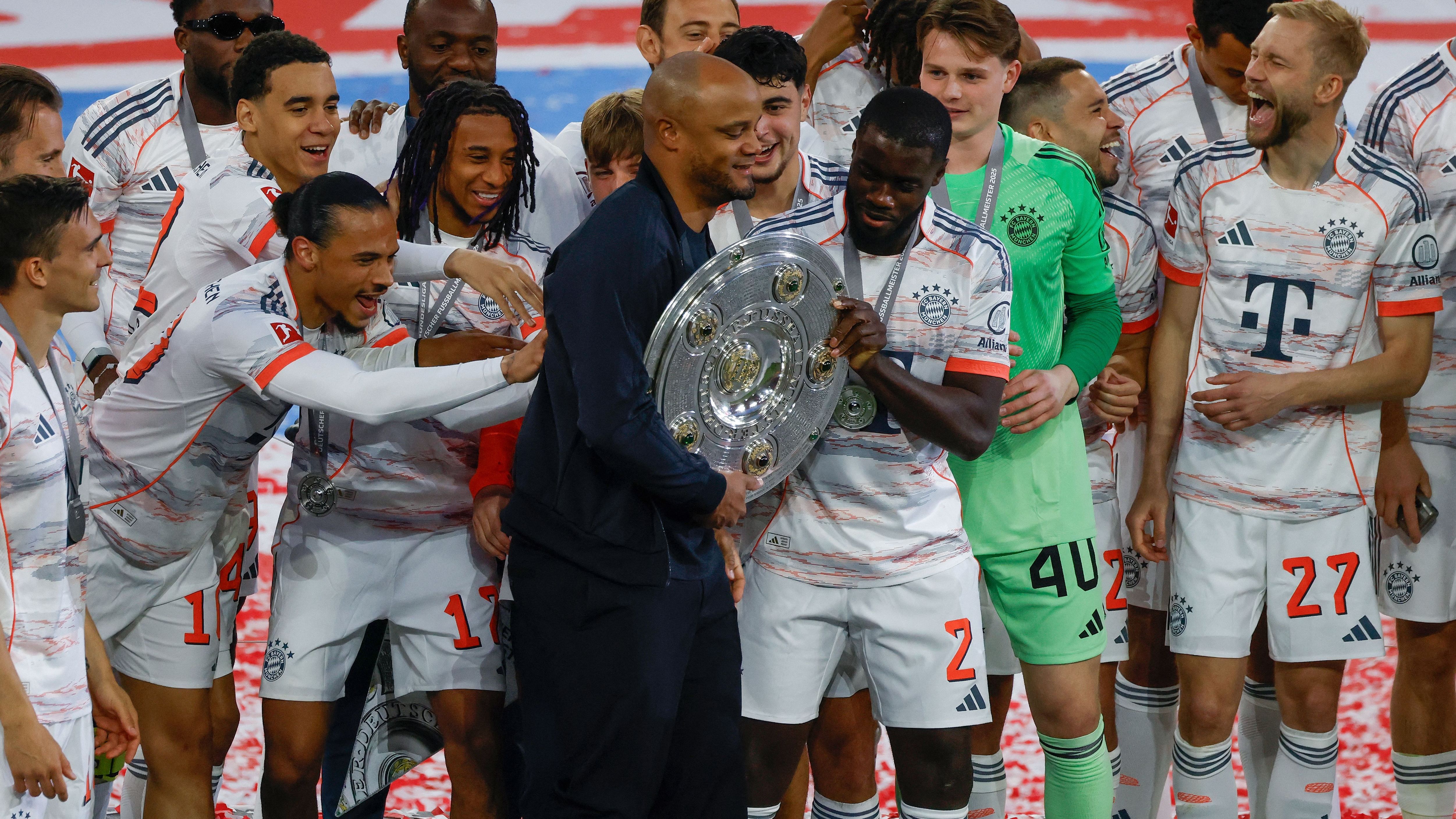 FBL-GER-BUNDESLIGA-BAYERN MUNICH-MOENCHENGLADBACH