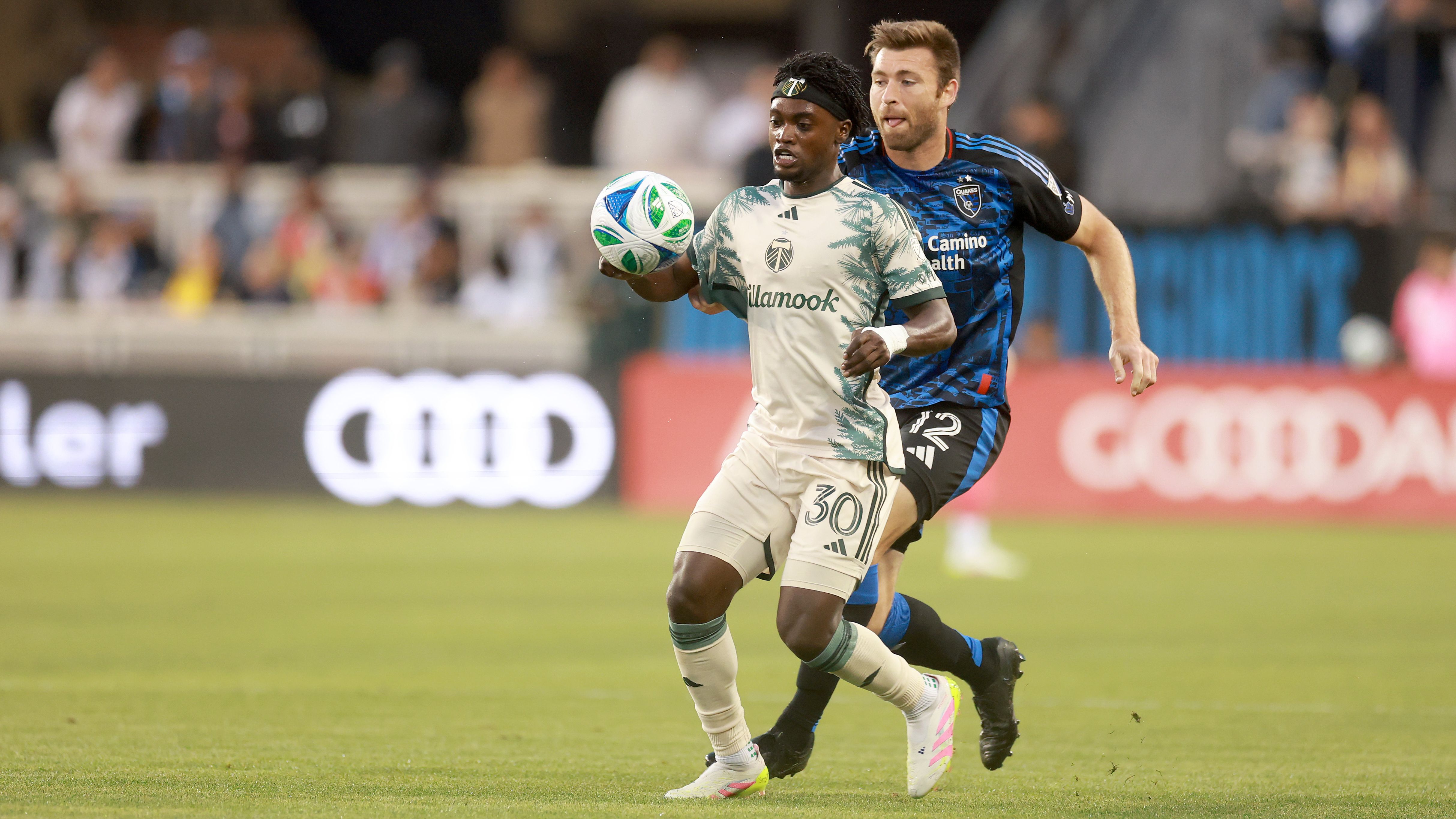 WATCH: Portland Timbers’ Santiago Moreno scores spectacular bicycle kick against Sporting Kansas City | Goal.com UK