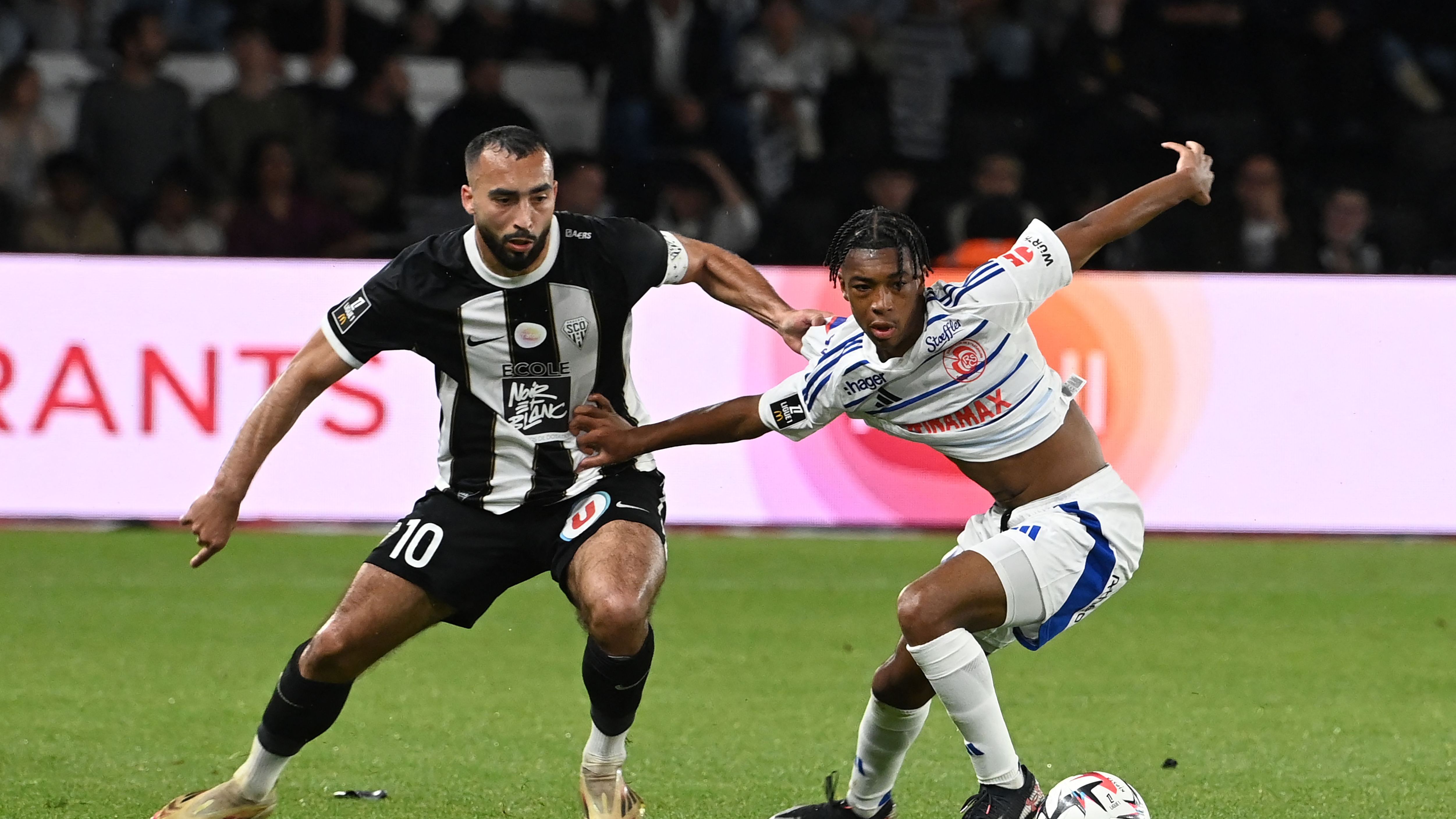 FBL-FRA-LIGUE1-ANGERS-STRASBOURG