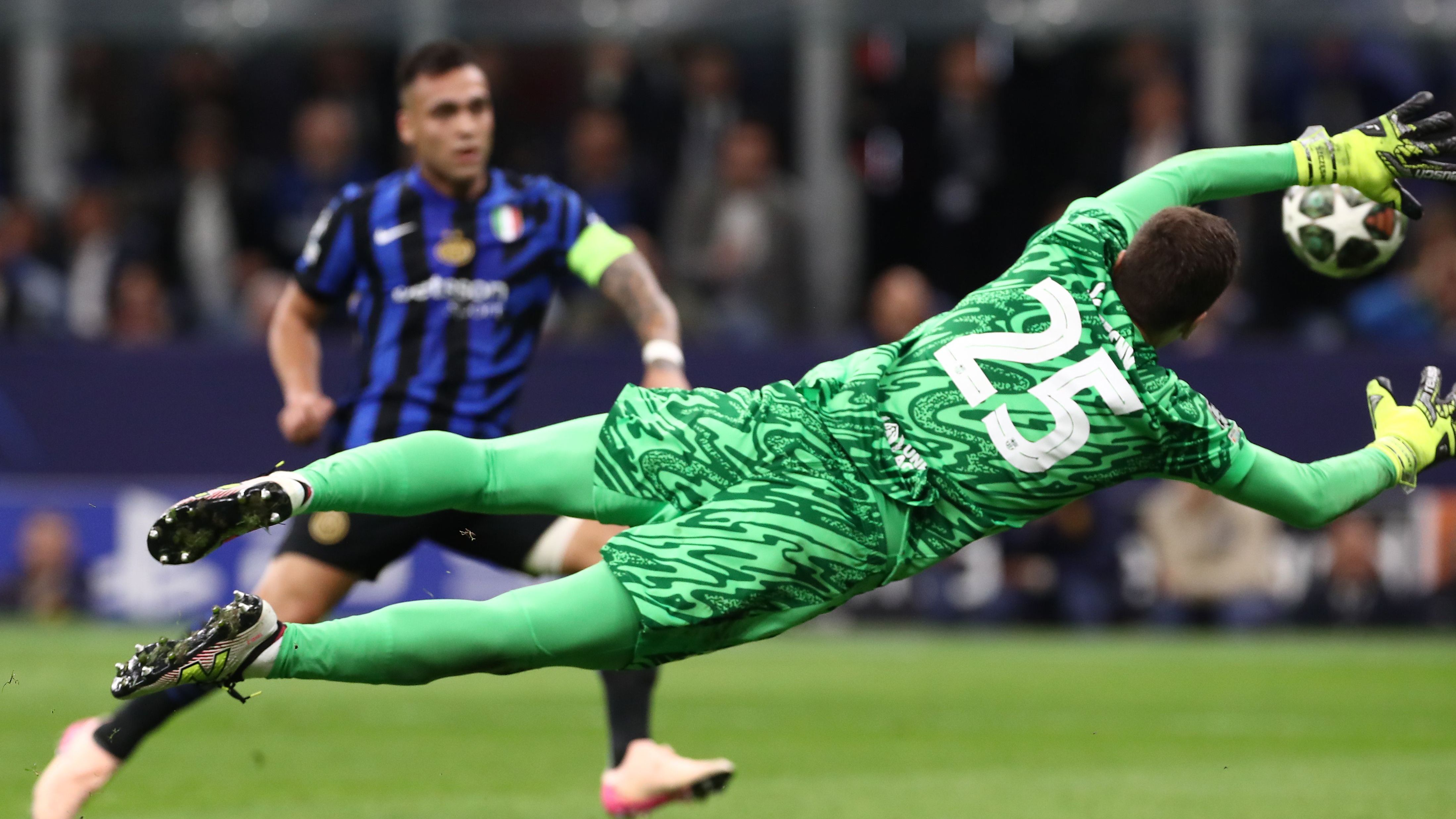 FC Internazionale Milano v FC Barcelona - UEFA Champions League 2024/25 Semi Final Second Leg