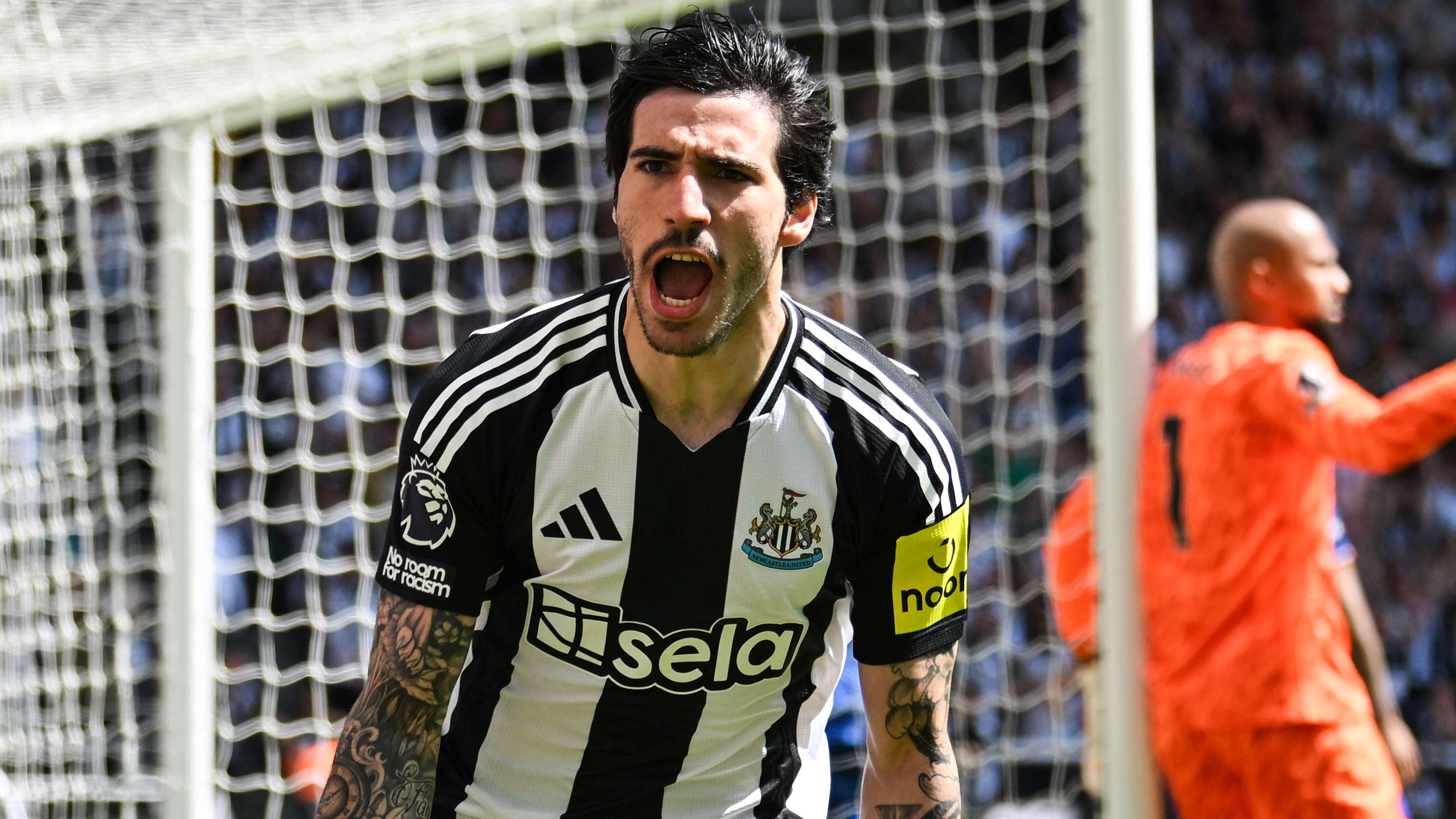 TOPSHOT-FBL-ENG-PR-NEWCASTLE-CHELSEA