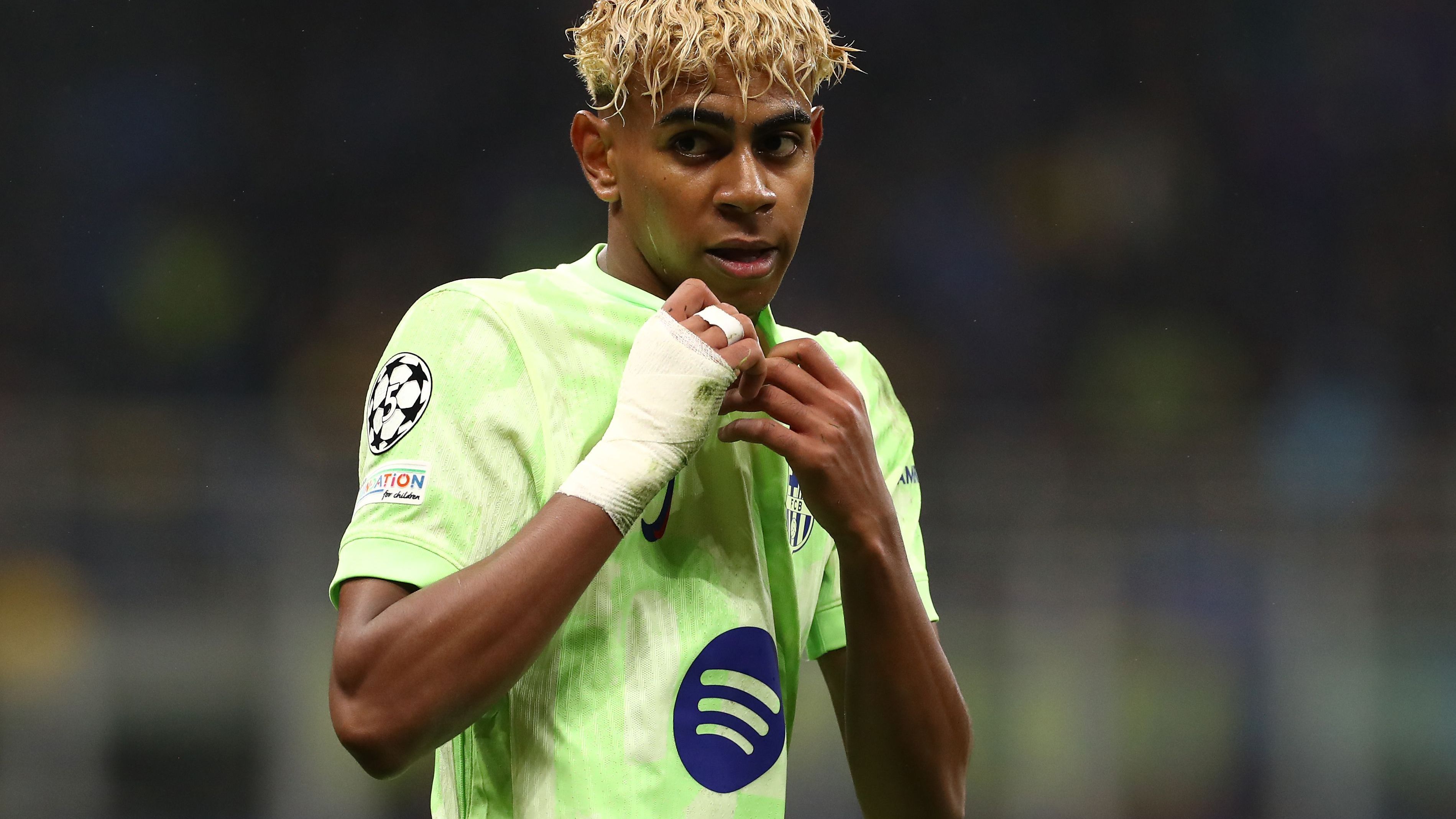 FC Internazionale Milano v FC Barcelona - UEFA Champions League 2024/25 Semi Final Second Leg