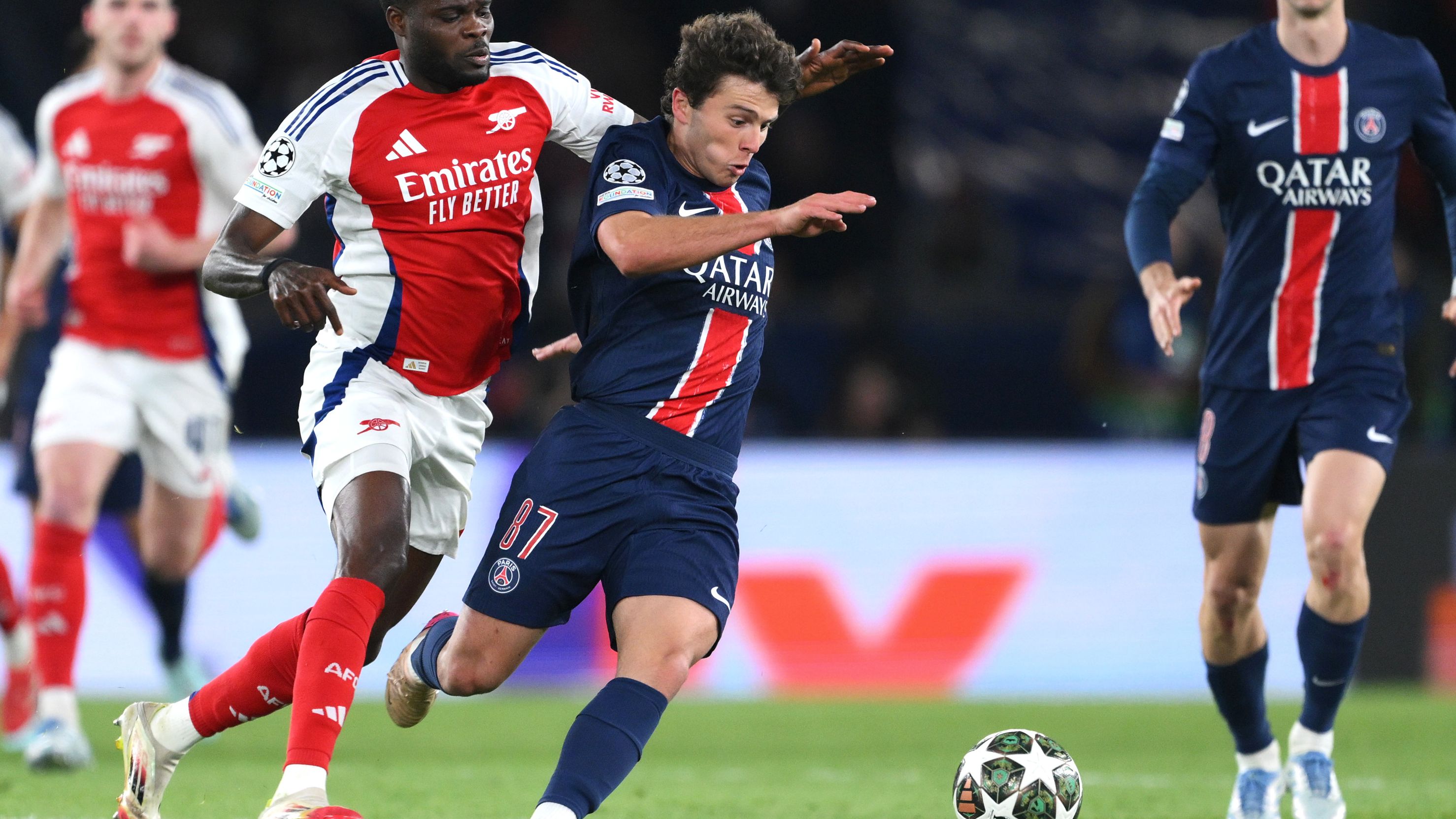 Paris Saint-Germain v Arsenal FC - UEFA Champions League 2024/25 Semi Final Second Leg