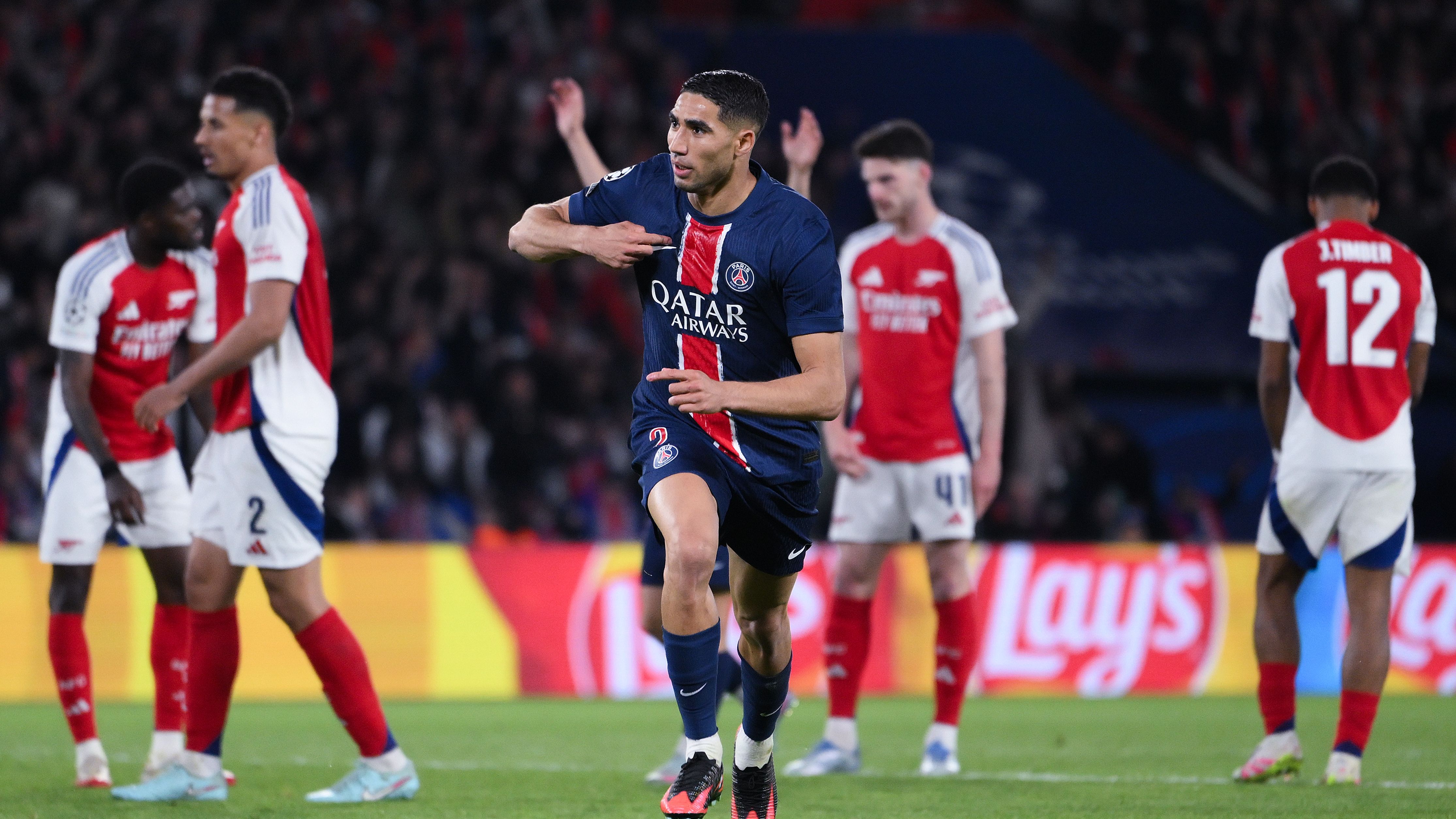 Paris Saint-Germain v Arsenal FC - UEFA Champions League 2024/25 Semi Final Second Leg