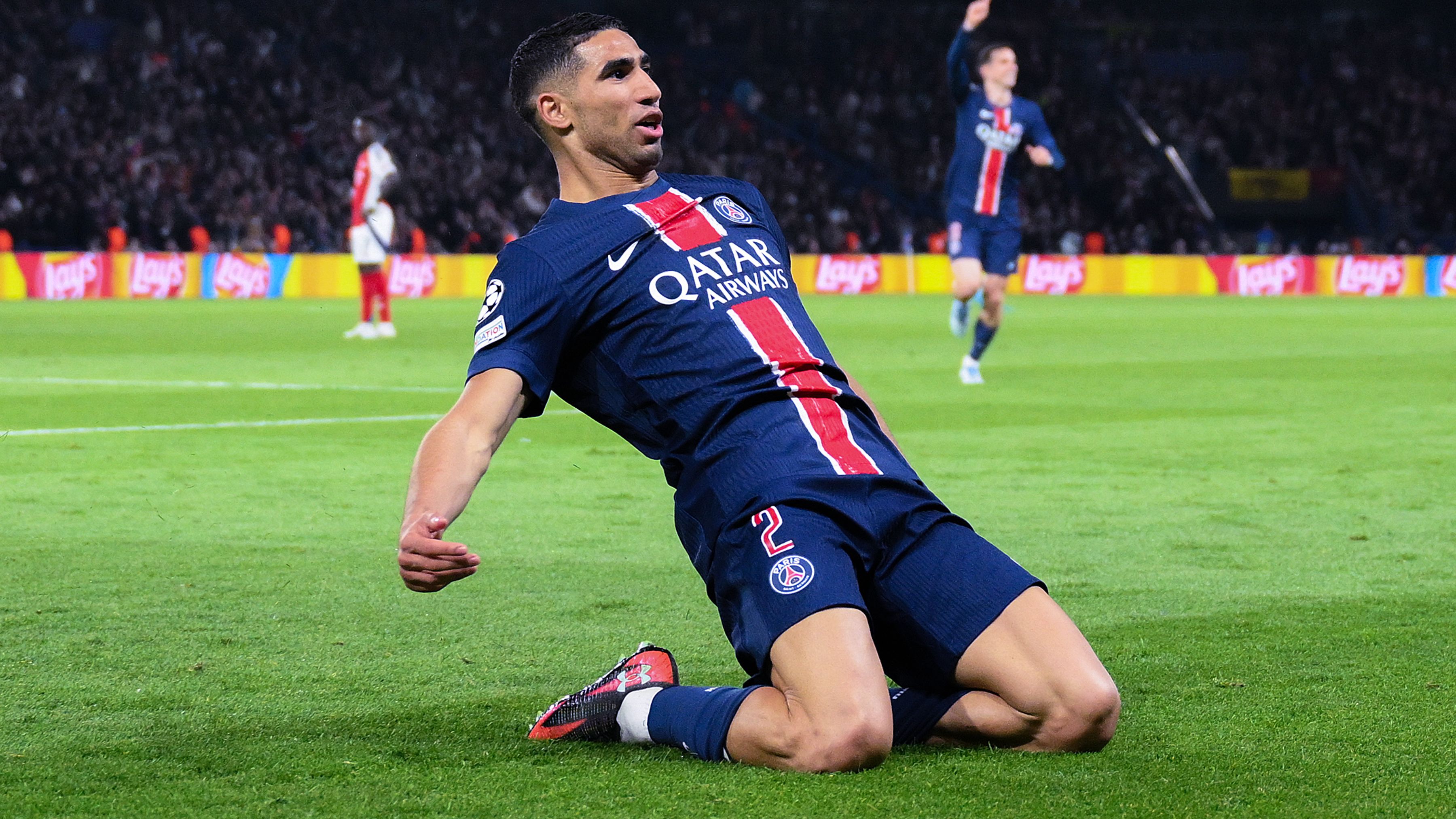 Paris Saint-Germain v Arsenal FC - UEFA Champions League 2024/25 Semi Final Second Leg