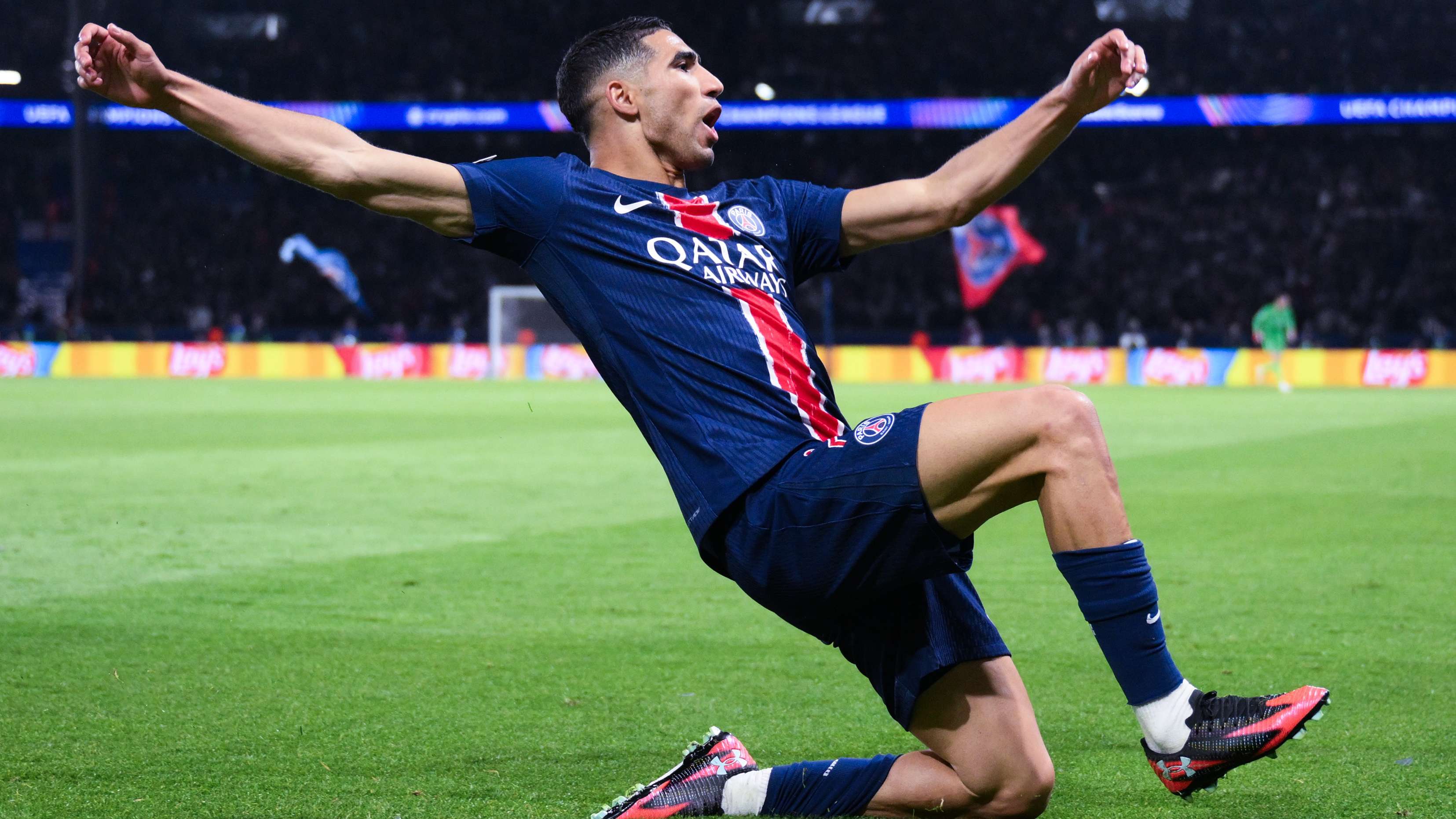 Paris Saint-Germain v Arsenal FC - UEFA Champions League 2024/25 Semi Final Second Leg