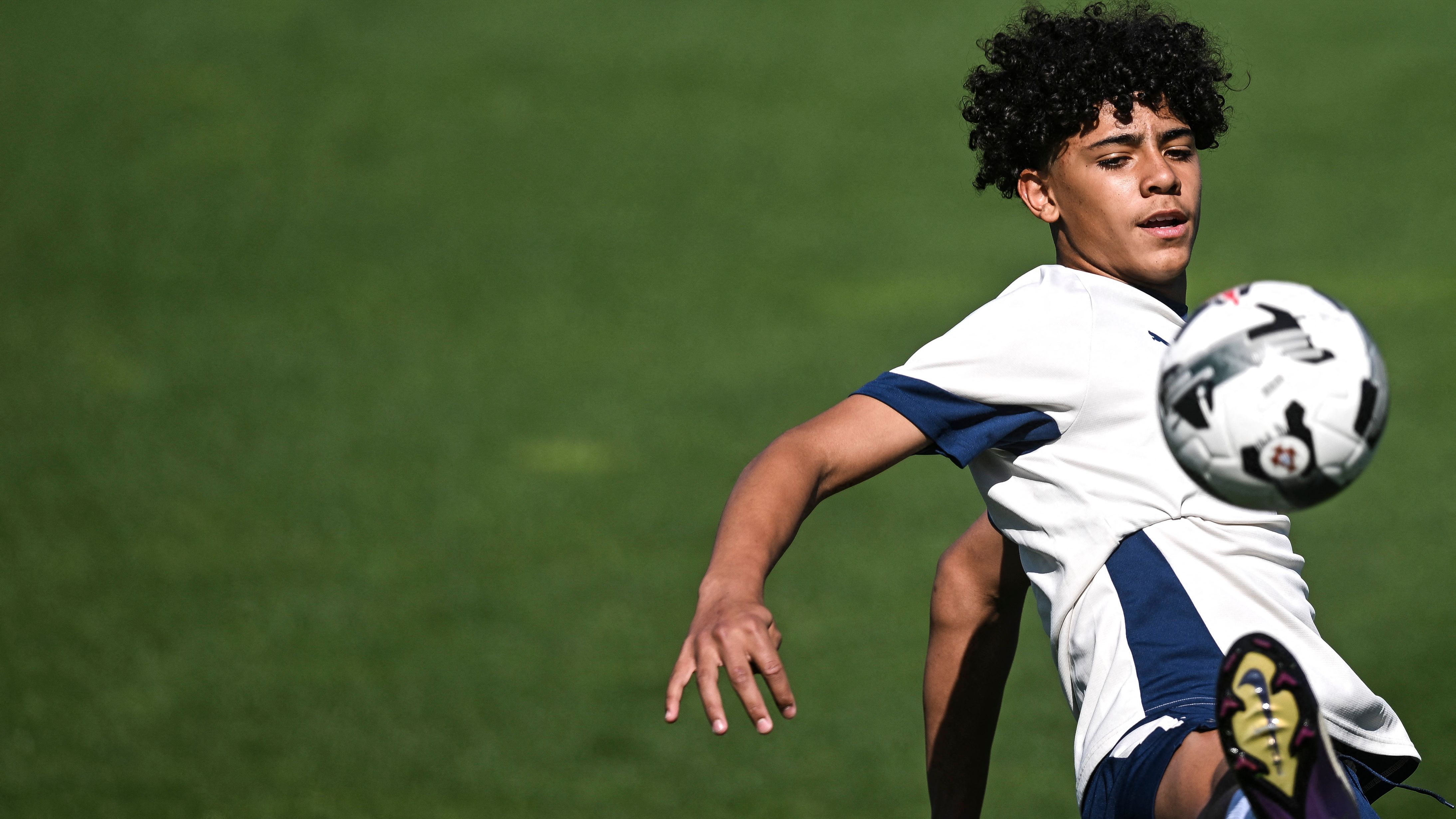 FBL-POR-U15-CRISTIANO JUNIOR