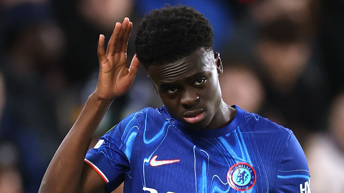 VIDEO: ‘Saka Jahat!’ – Tosin Adarabioyo menjuluki Tyrique George sebagai kembaran menyeramkan bintang Arsenal Bukayo selama sesi ‘slaps’ Chelsea