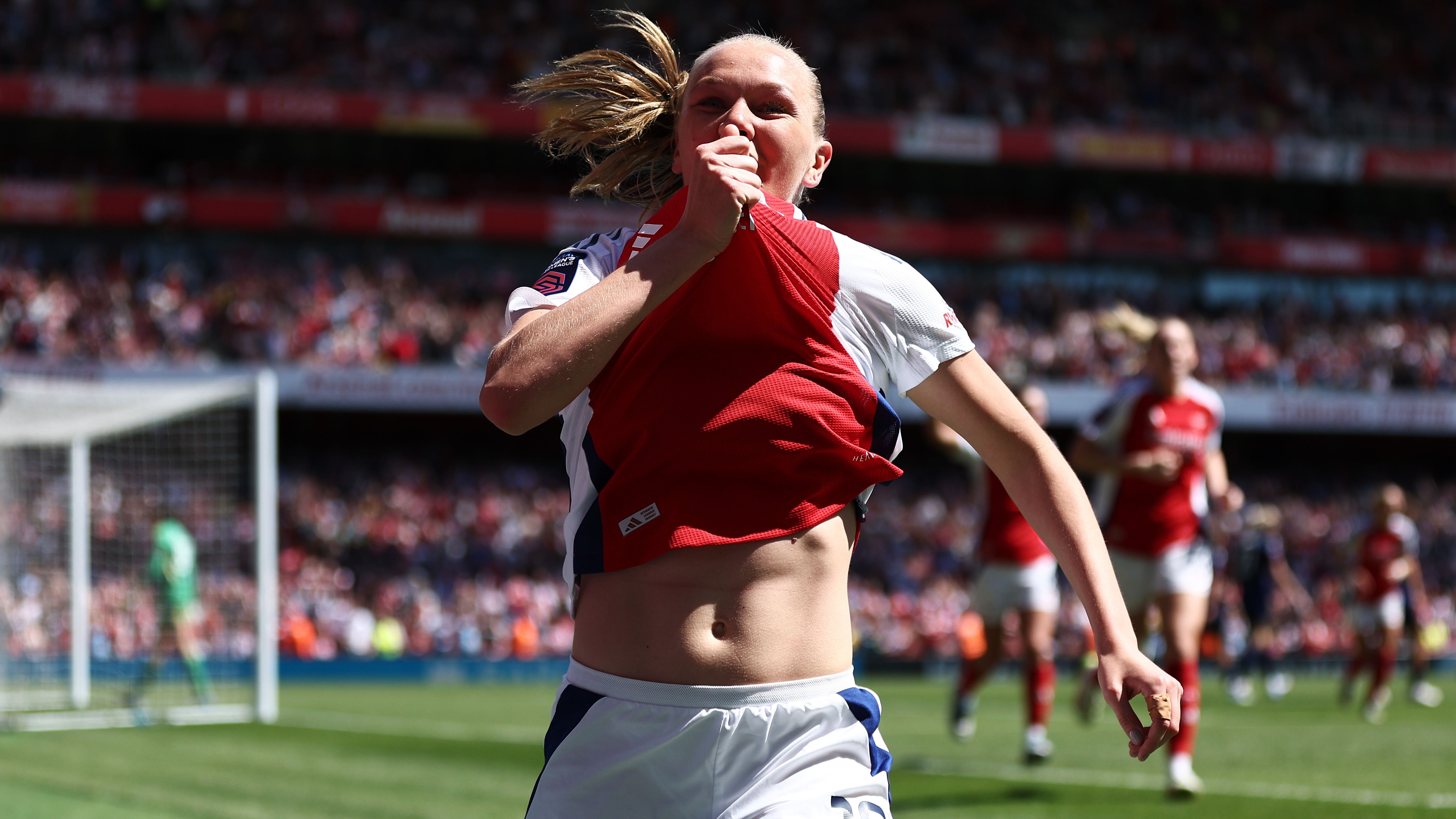 Arsenal FC v Manchester United FC - Barclays Women's Super League