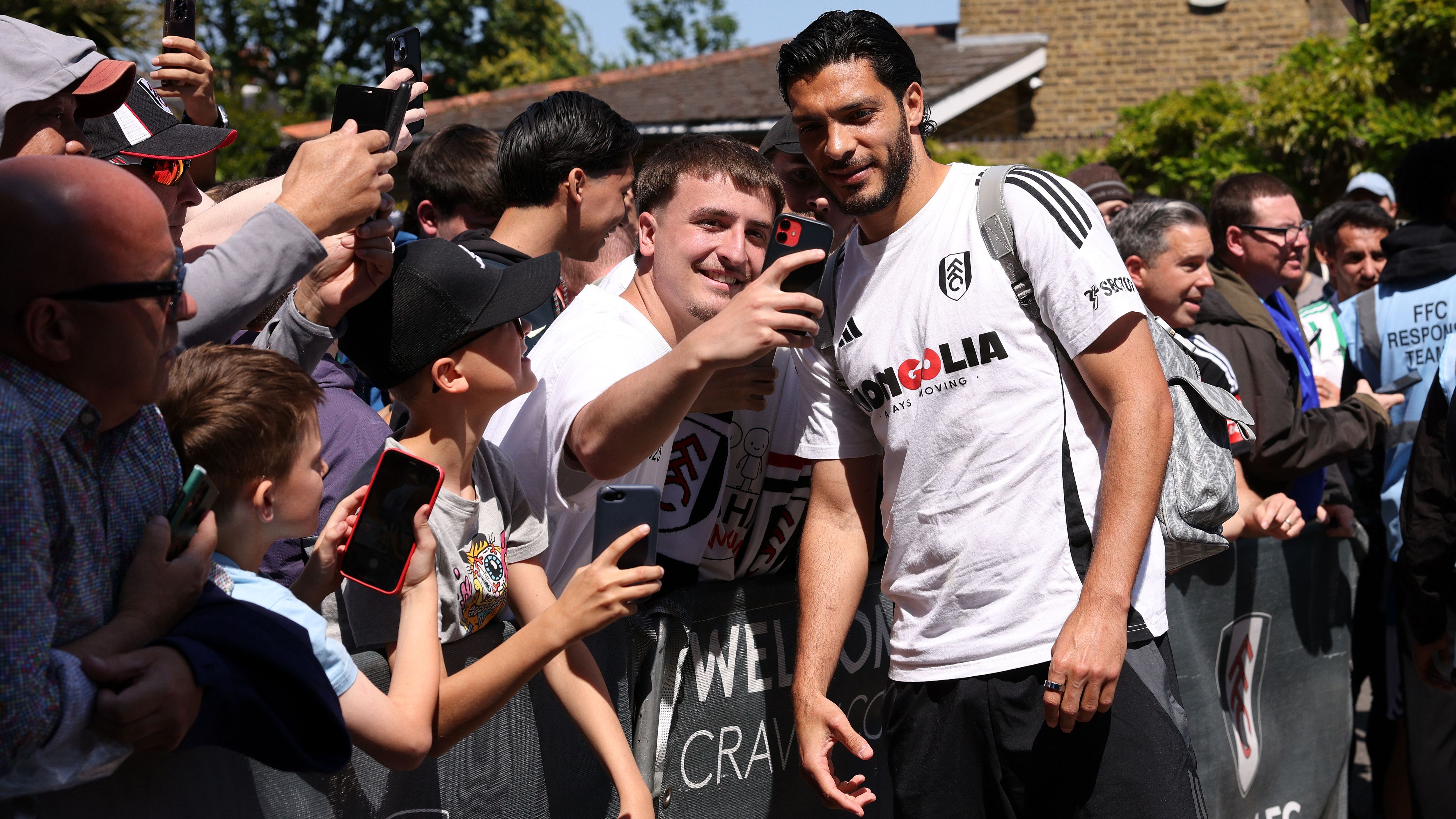 Fulham FC v Everton FC - Premier League