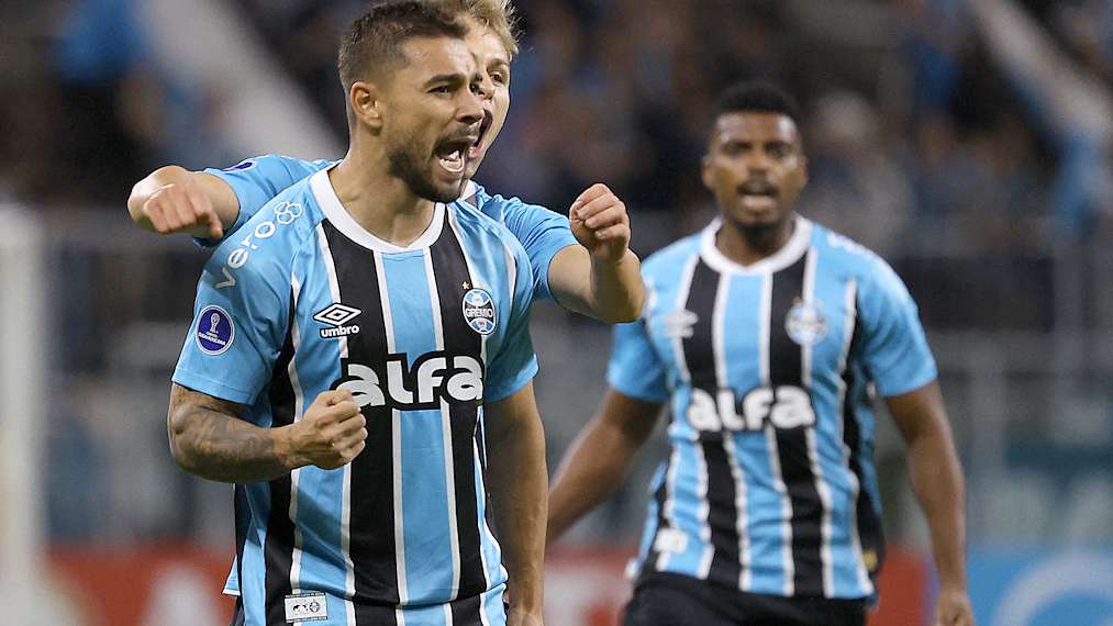 FBL-SUDAMERICANA-GREMIO-GODOYCRUZ