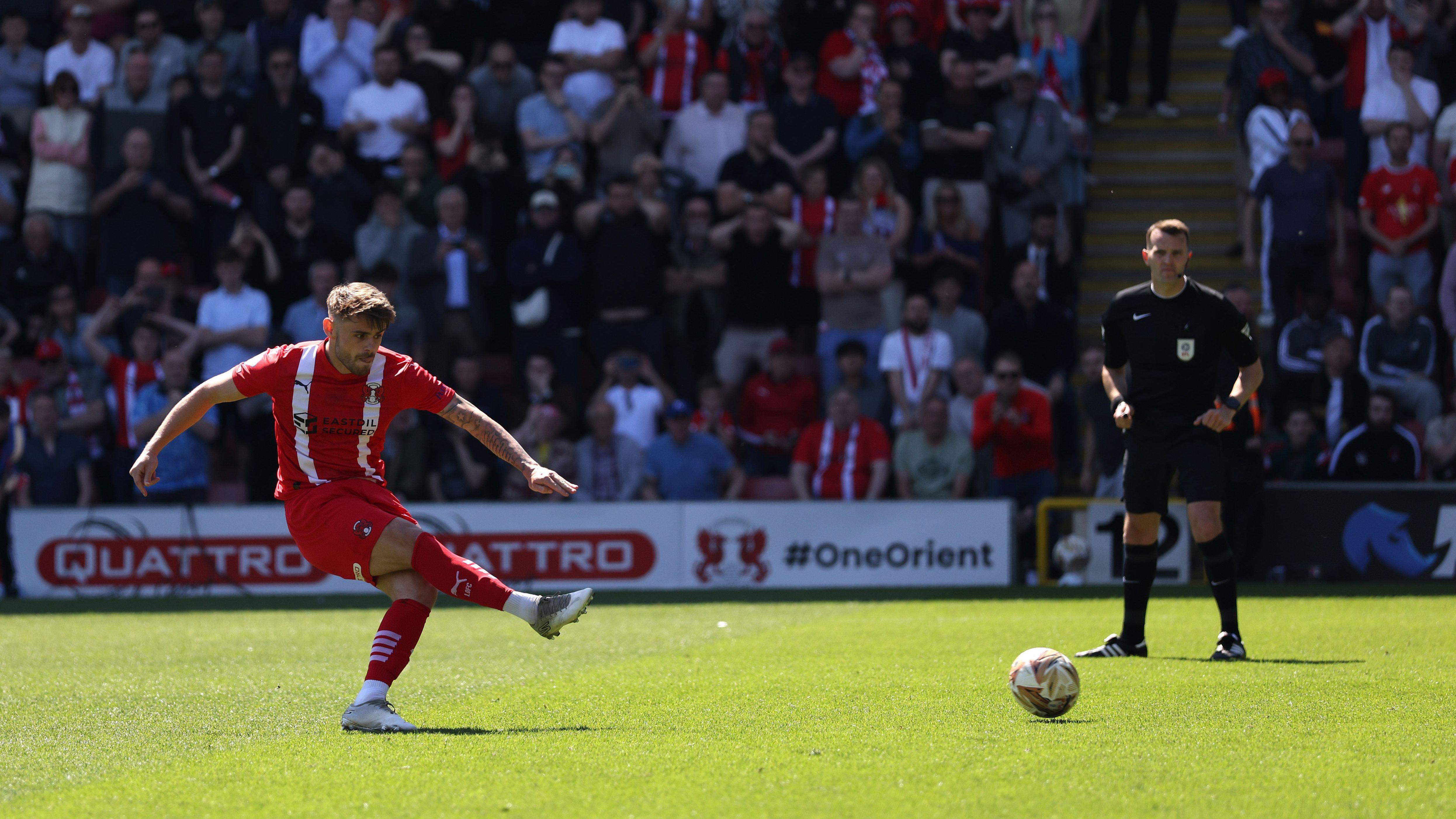 Leyton Orient v Stockport - Sky Bet League One Play Off Semi Final First Leg