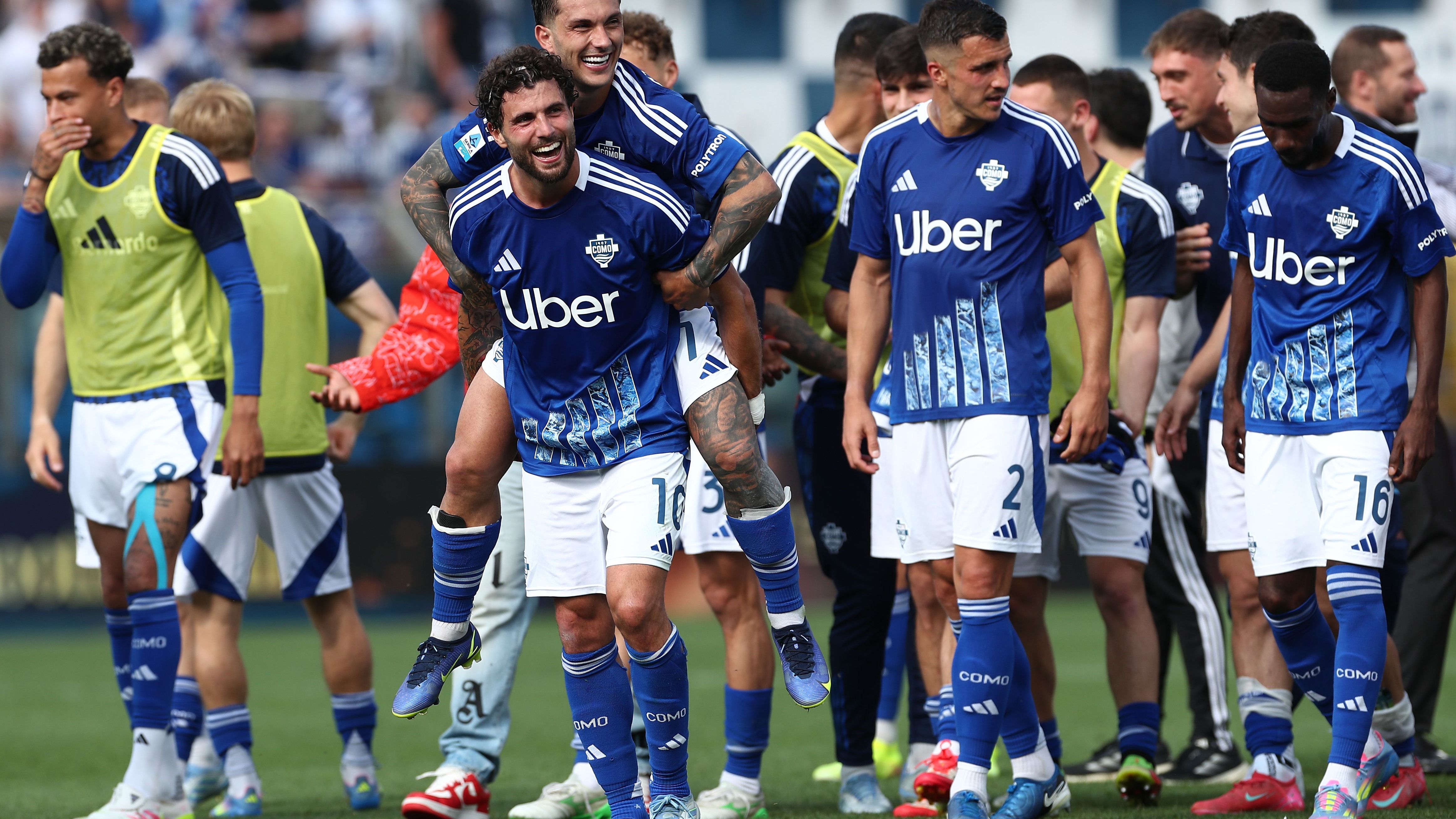 Como 1907 v Cagliari Calcio - Serie A