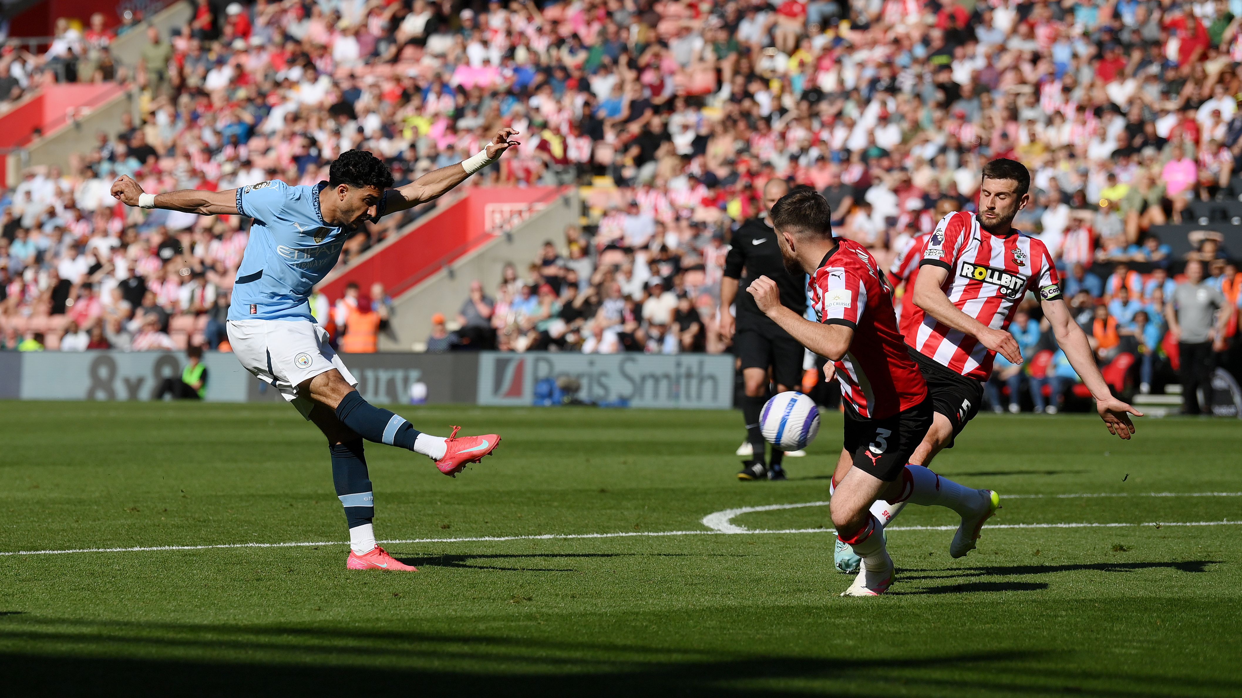 Southampton FC v Manchester City FC - Premier League