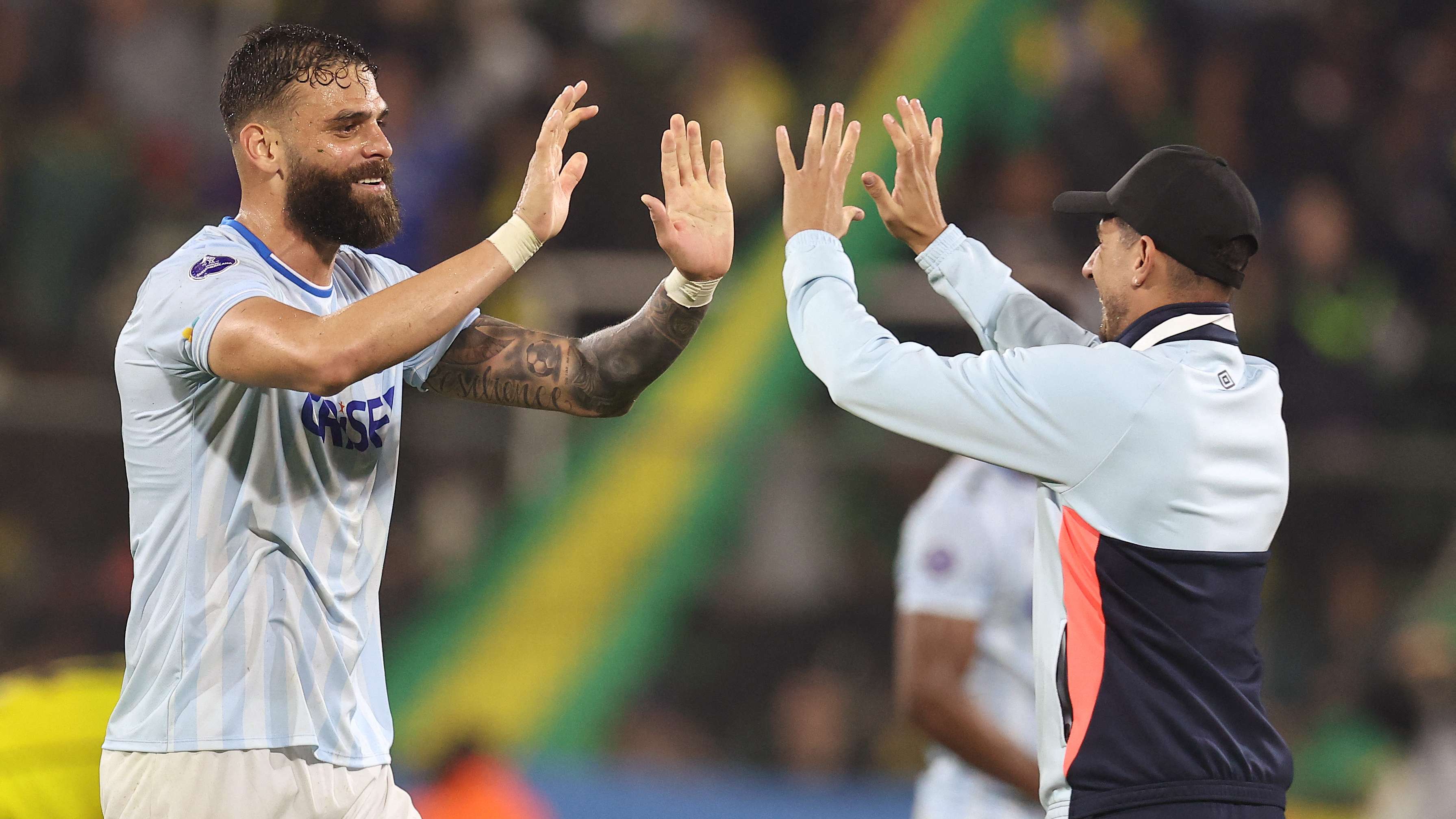 FBL-SUDAMERICANA-DEFENSA-CATOLICAECU
