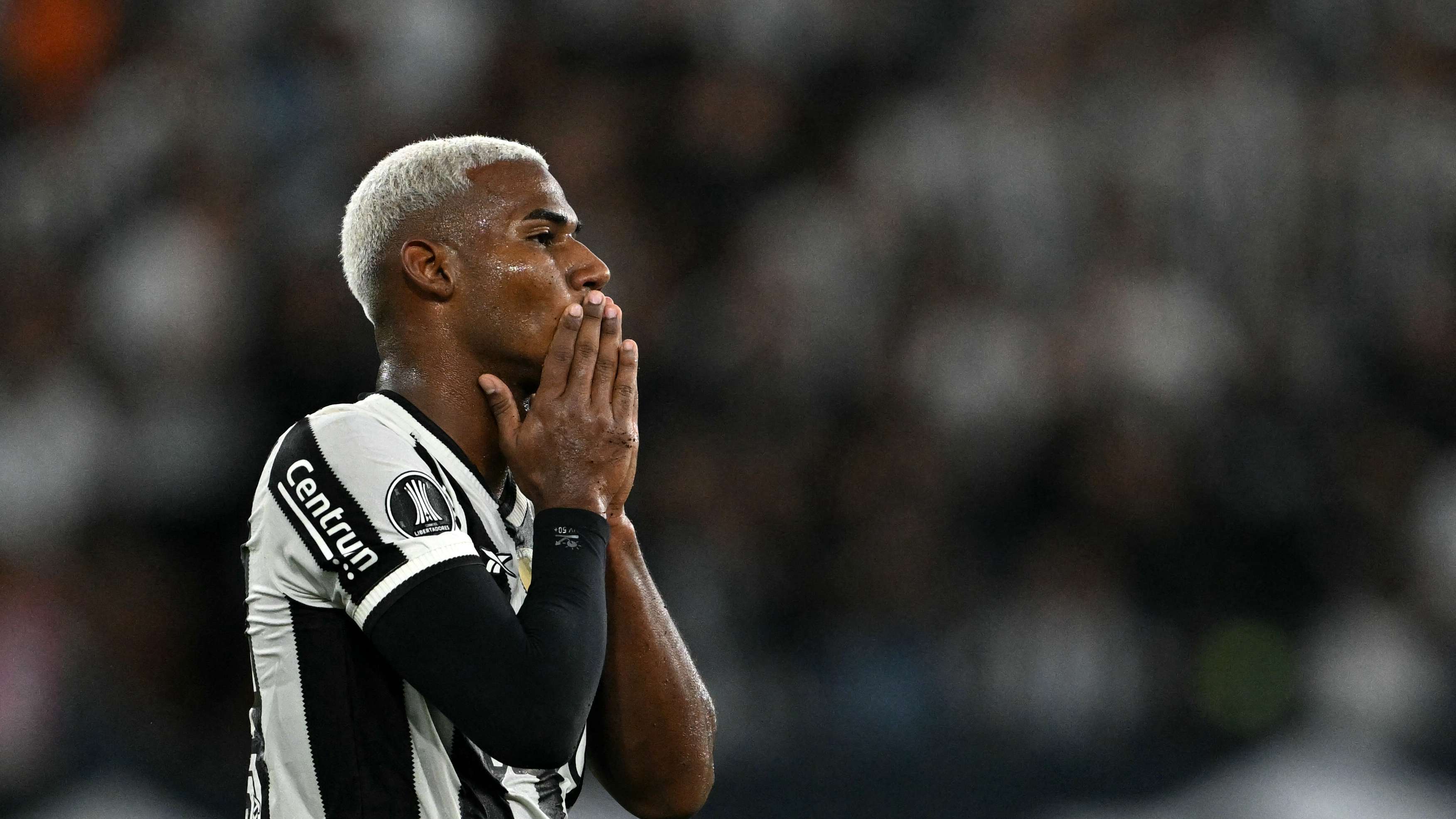 FBL-LIBERTADORES-BOTAFOGO-ESTUDIANTES