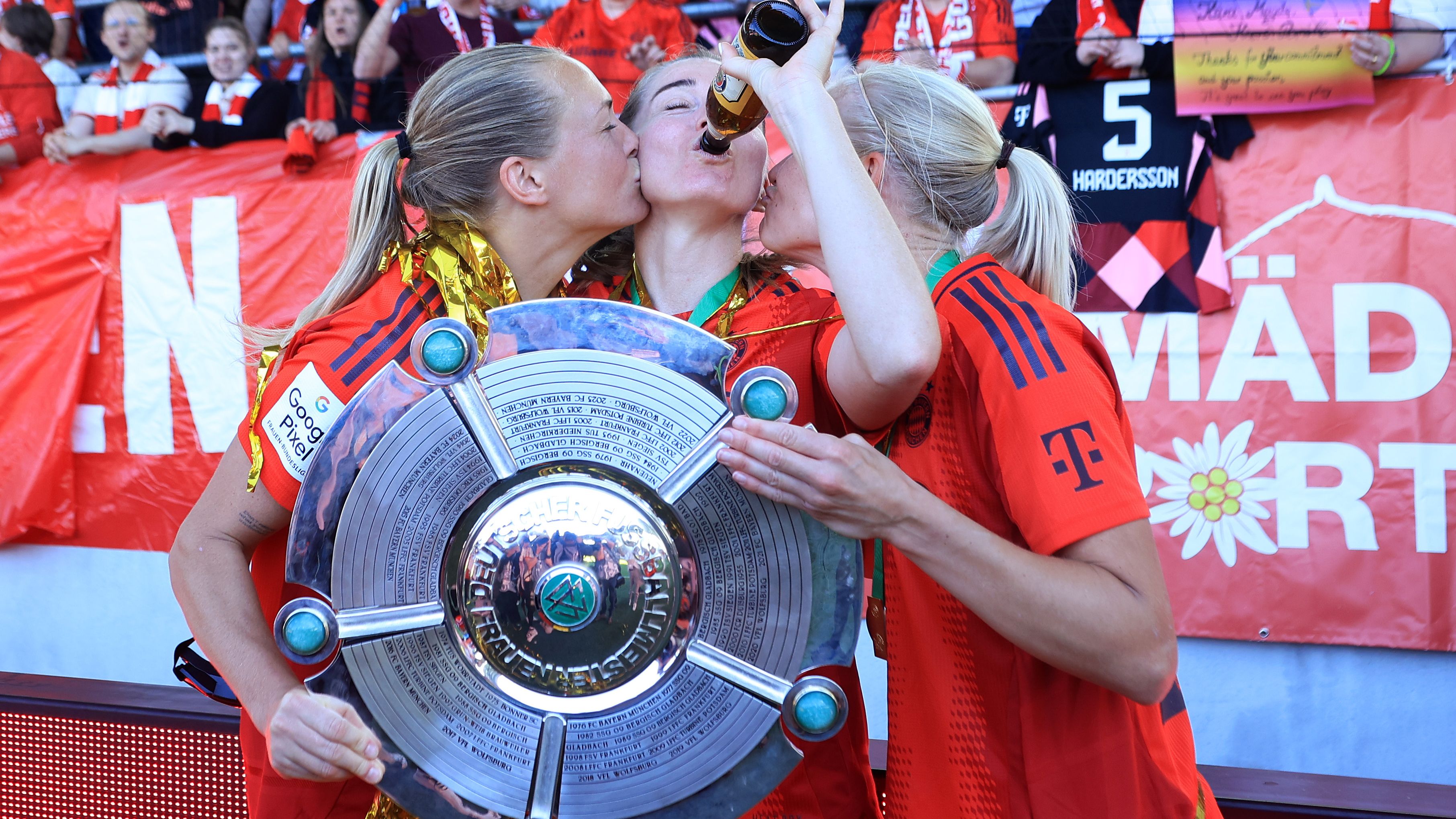 FC Bayern München v SGS Essen - Google Pixel Women's Bundesliga