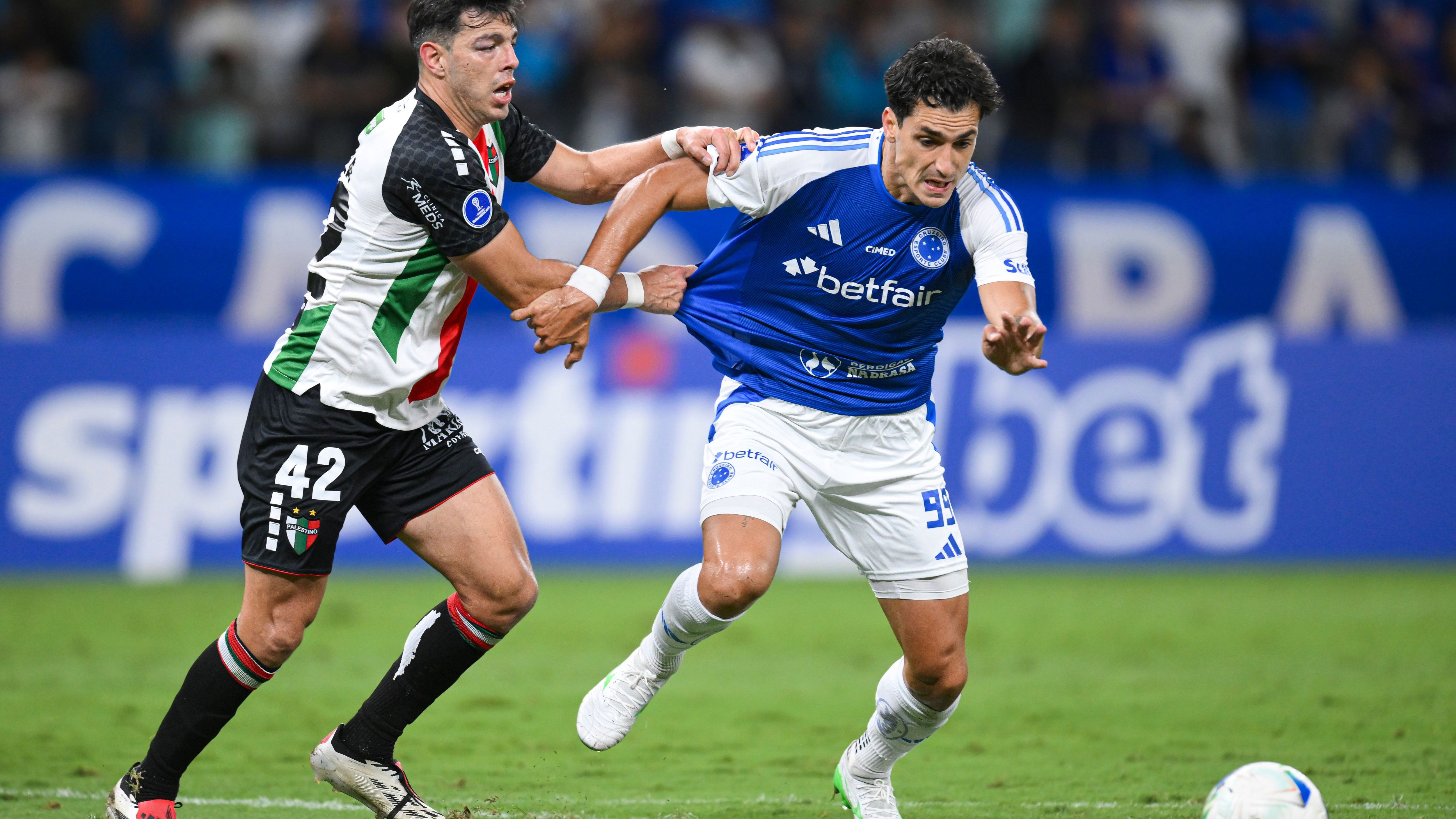 Cruzeiro v Palestino - Copa CONMEBOL Sudamericana 2025