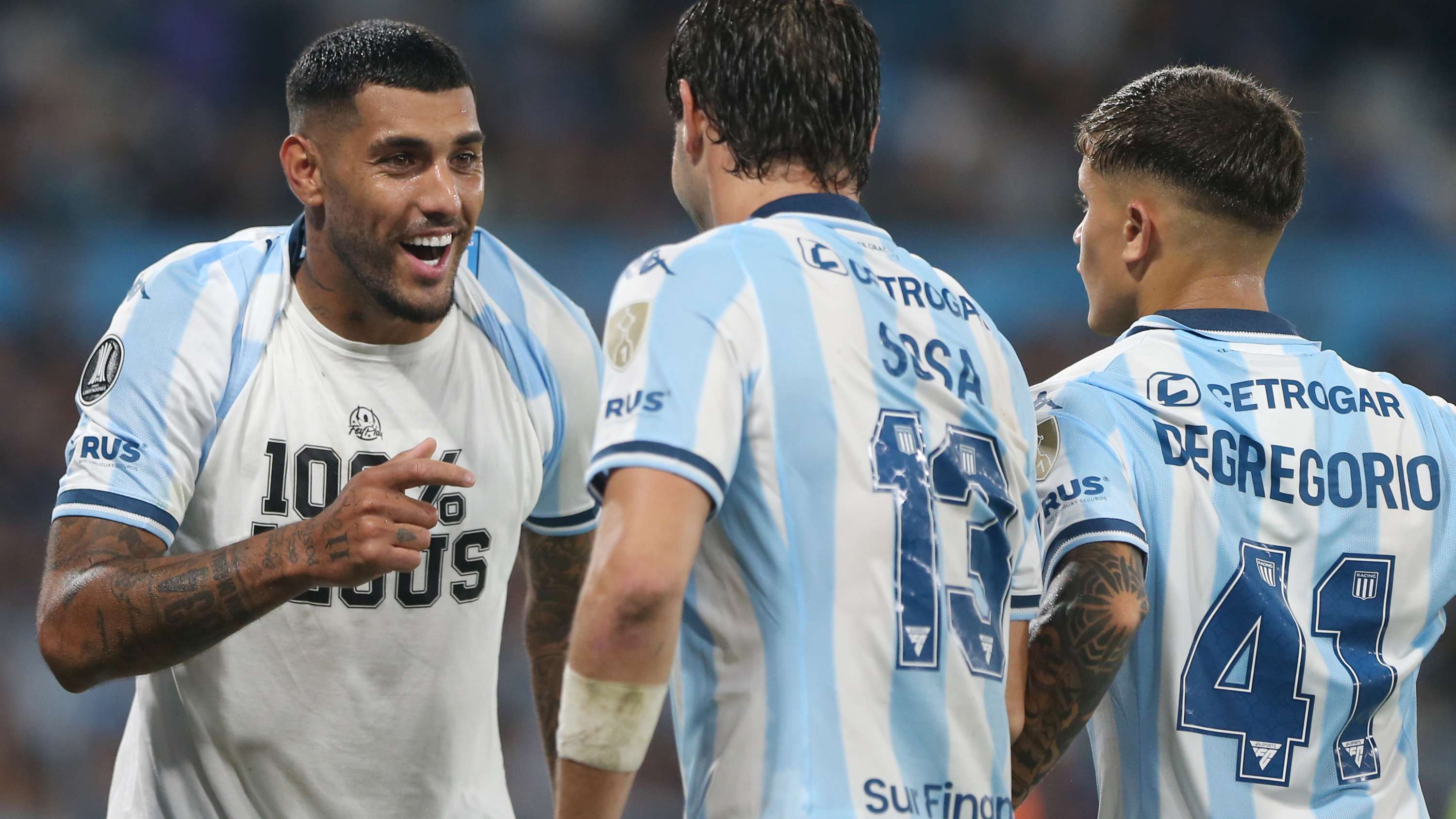 Racing Club v Colo Colo - Copa CONMEBOL Libertadores 2025