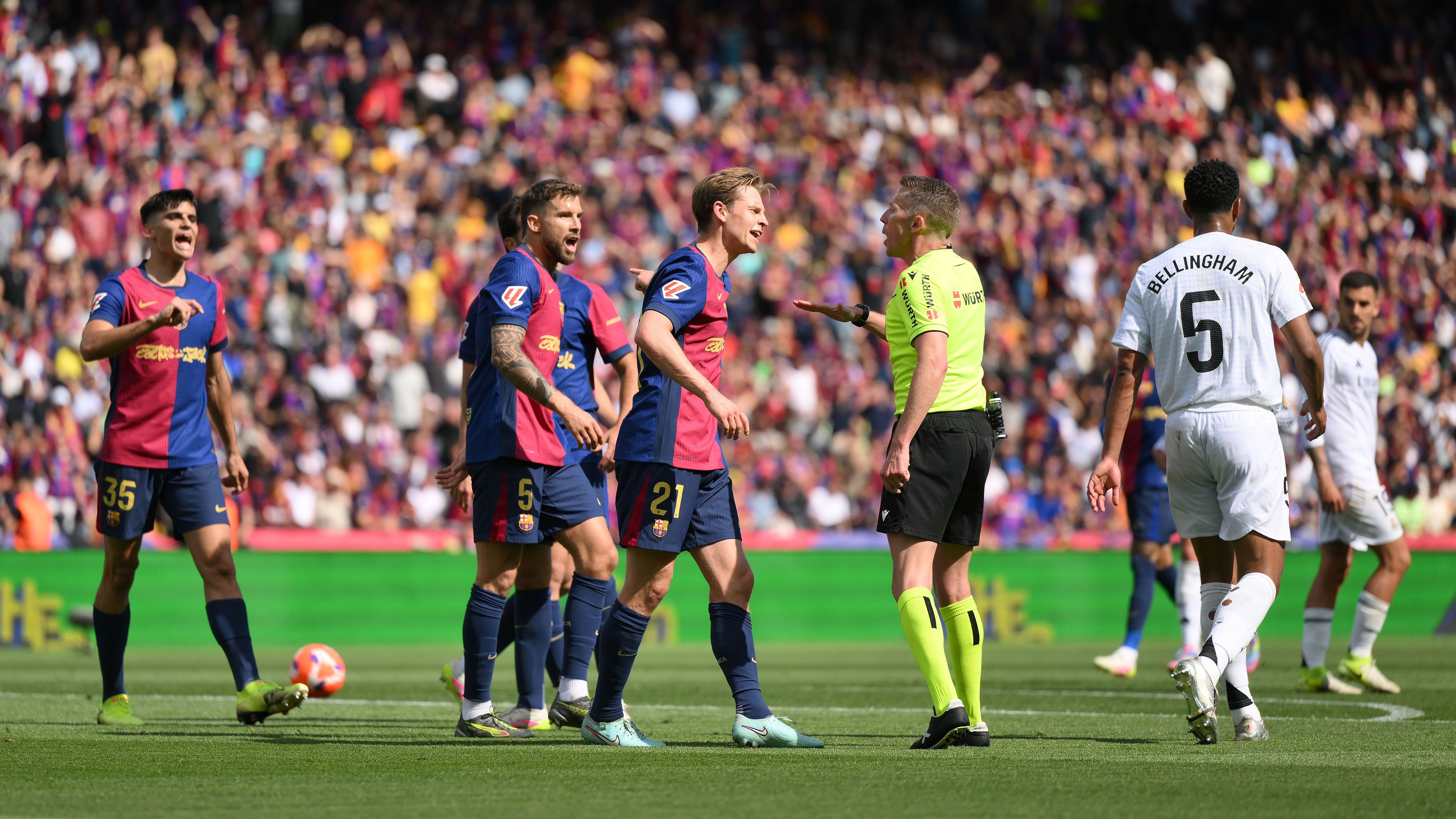 FC Barcelona v Real Madrid CF - La Liga EA Sports