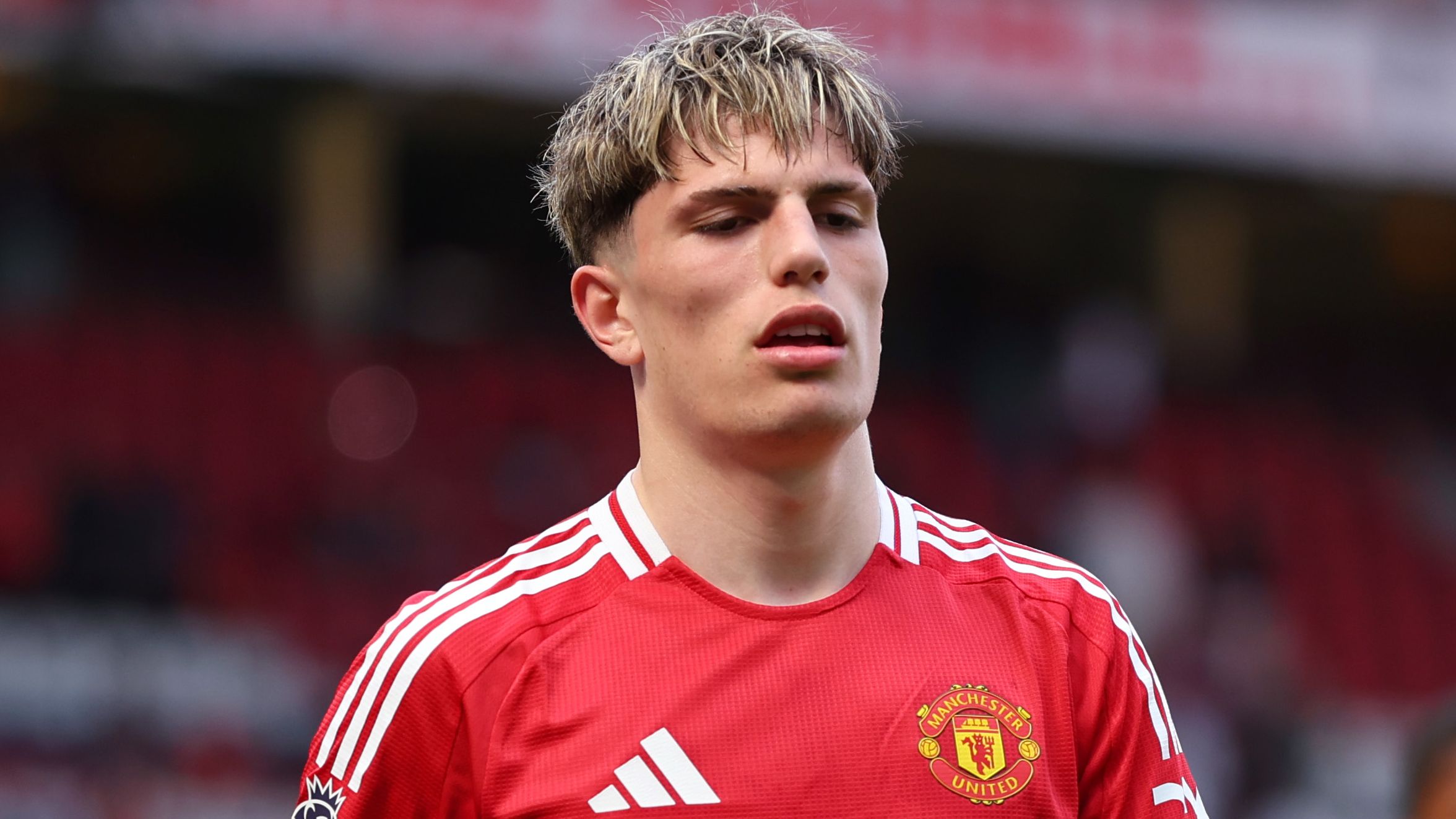 Alejandro Garnacho's last match?! Man Utd star's girlfriend confirms summer transfer with Instagram post - but winger is brutally dropped by Ruben Amorim amid Napoli links | Goal.com UK