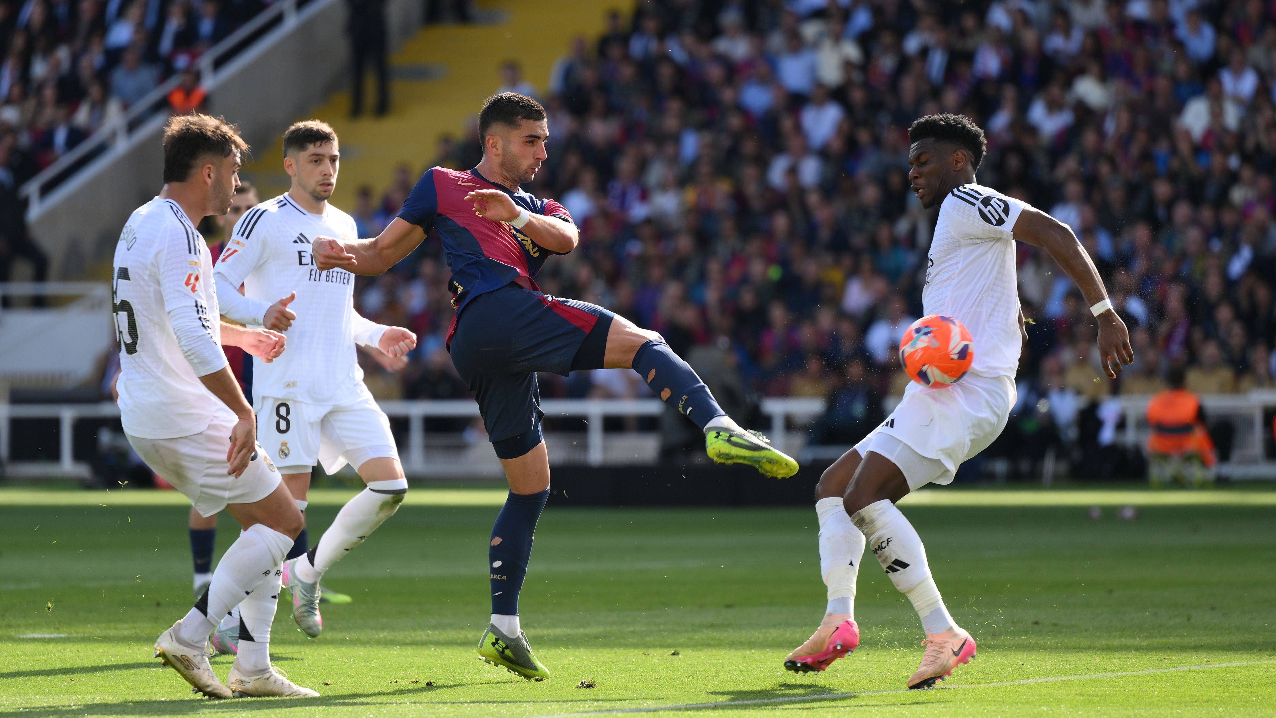 FC Barcelona v Real Madrid CF - La Liga EA Sports