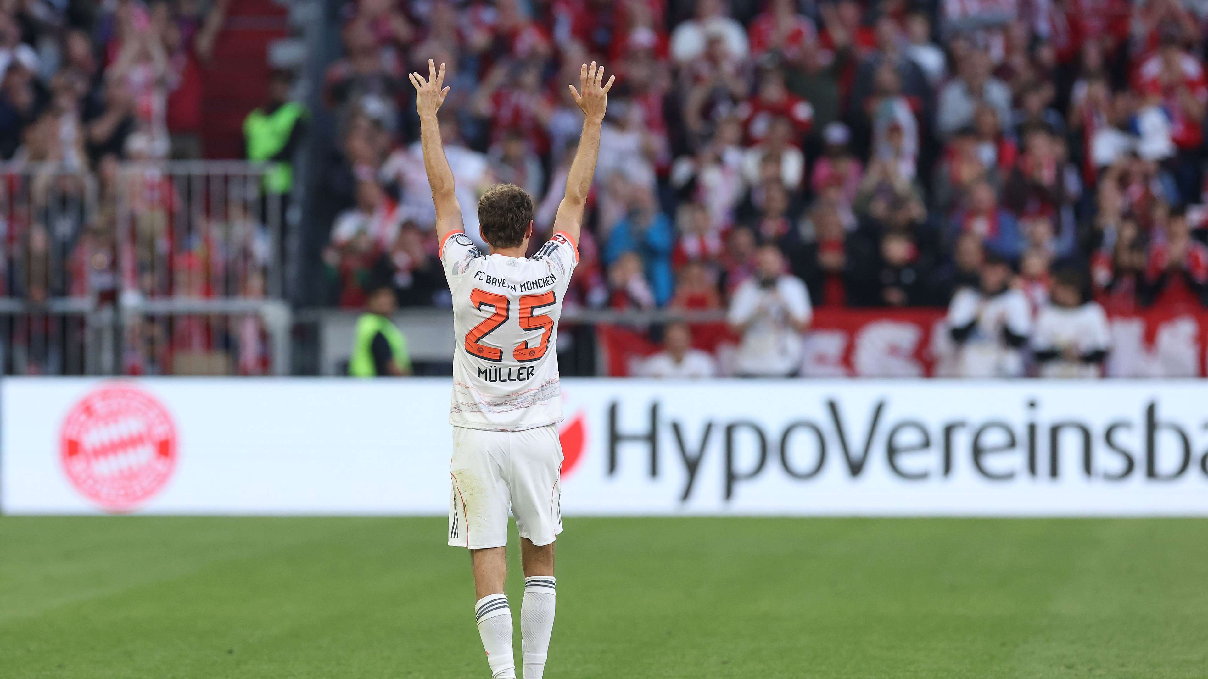 FC Bayern München v Borussia Monchengladbach - Bundesliga