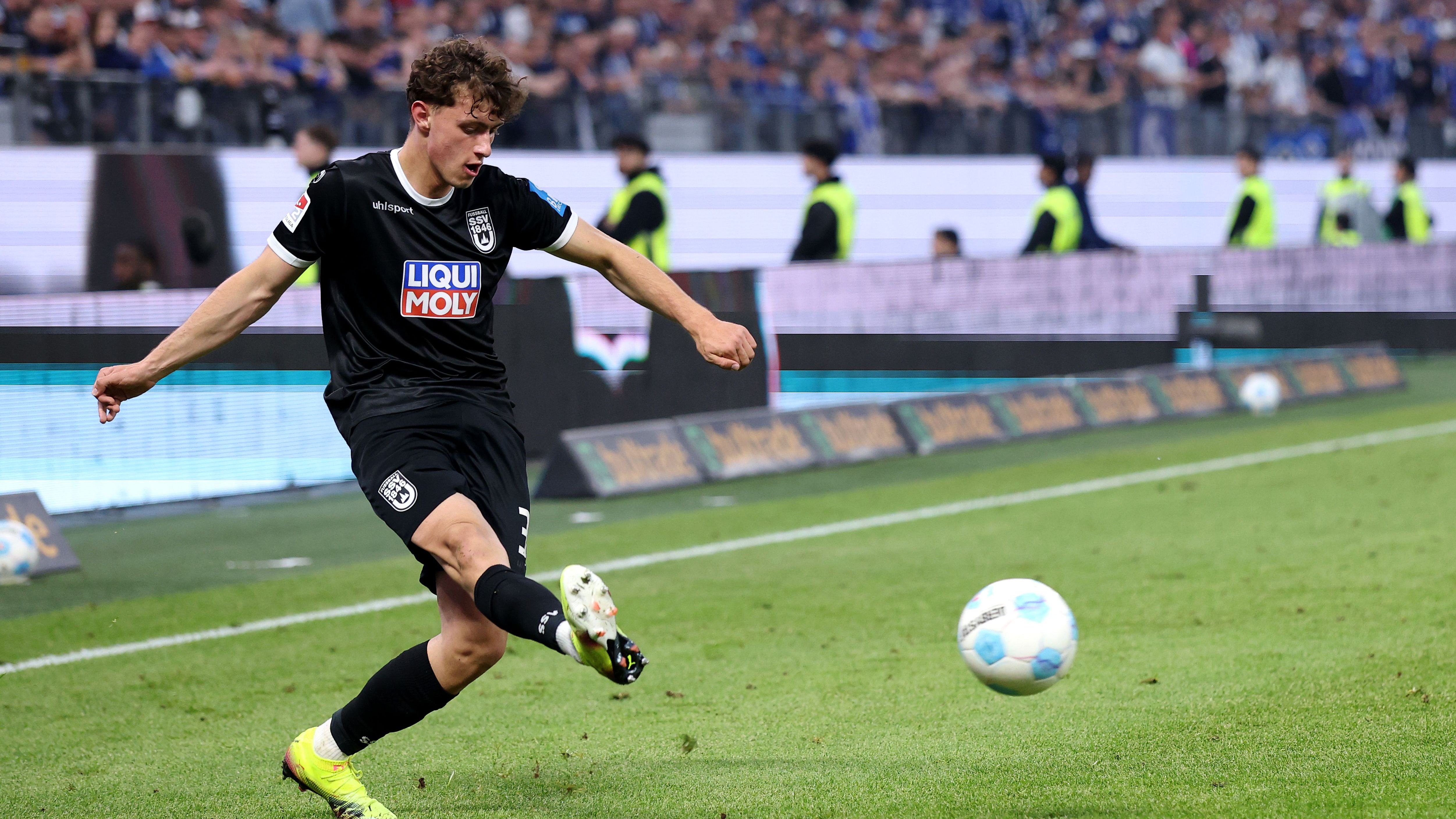 Hamburger SV v SSV Ulm 1846 - Second Bundesliga