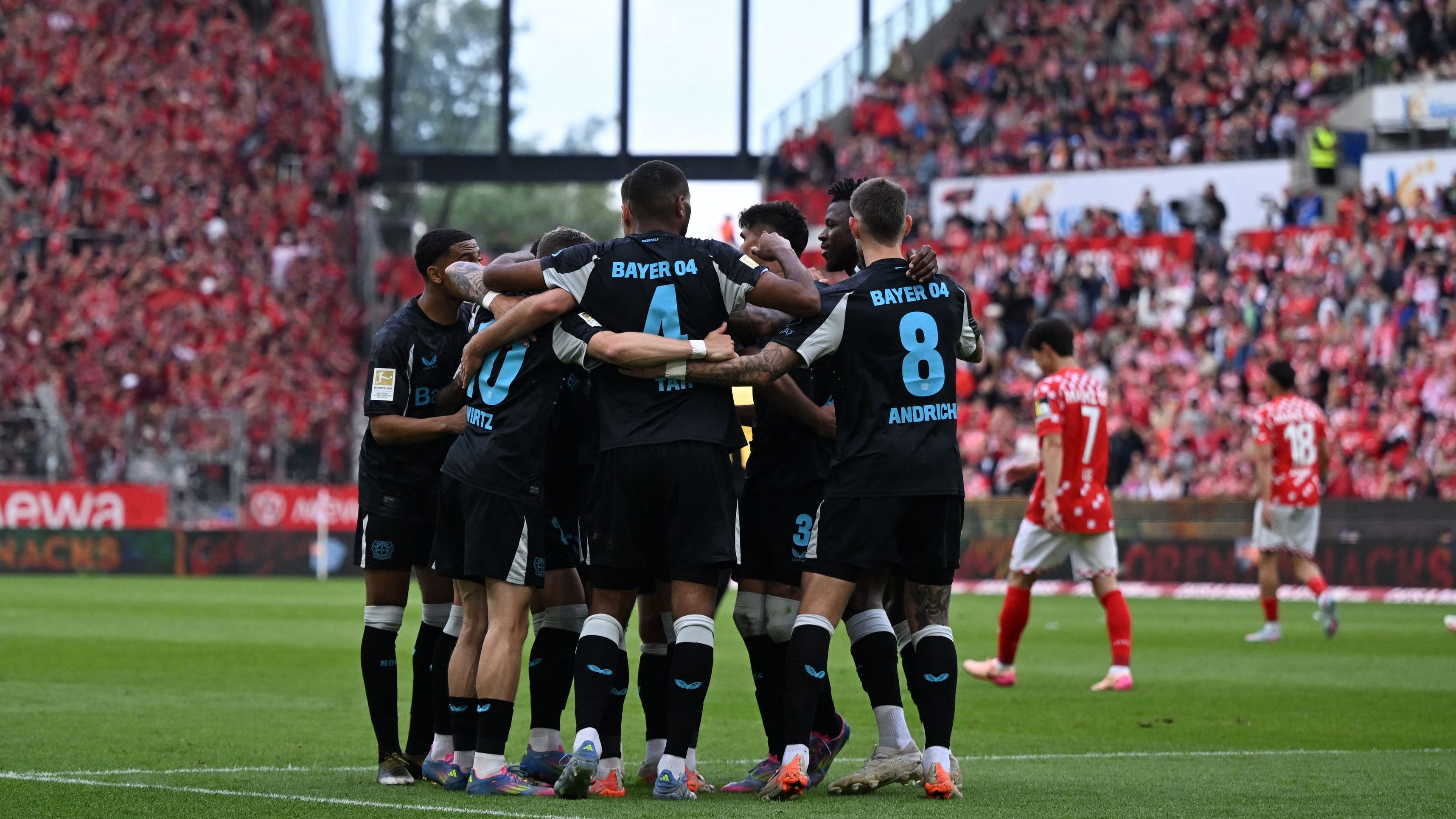 FBL-GER-BUNDESLIGA-MAINZ-LEVERKUSEN