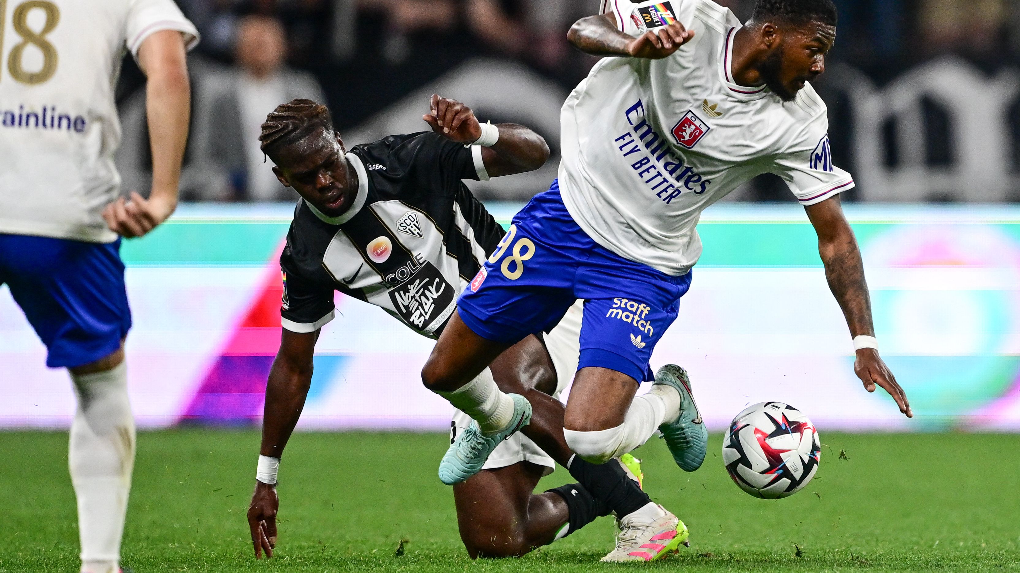 FBL-FRA-LIGUE1-LYON-ANGERS