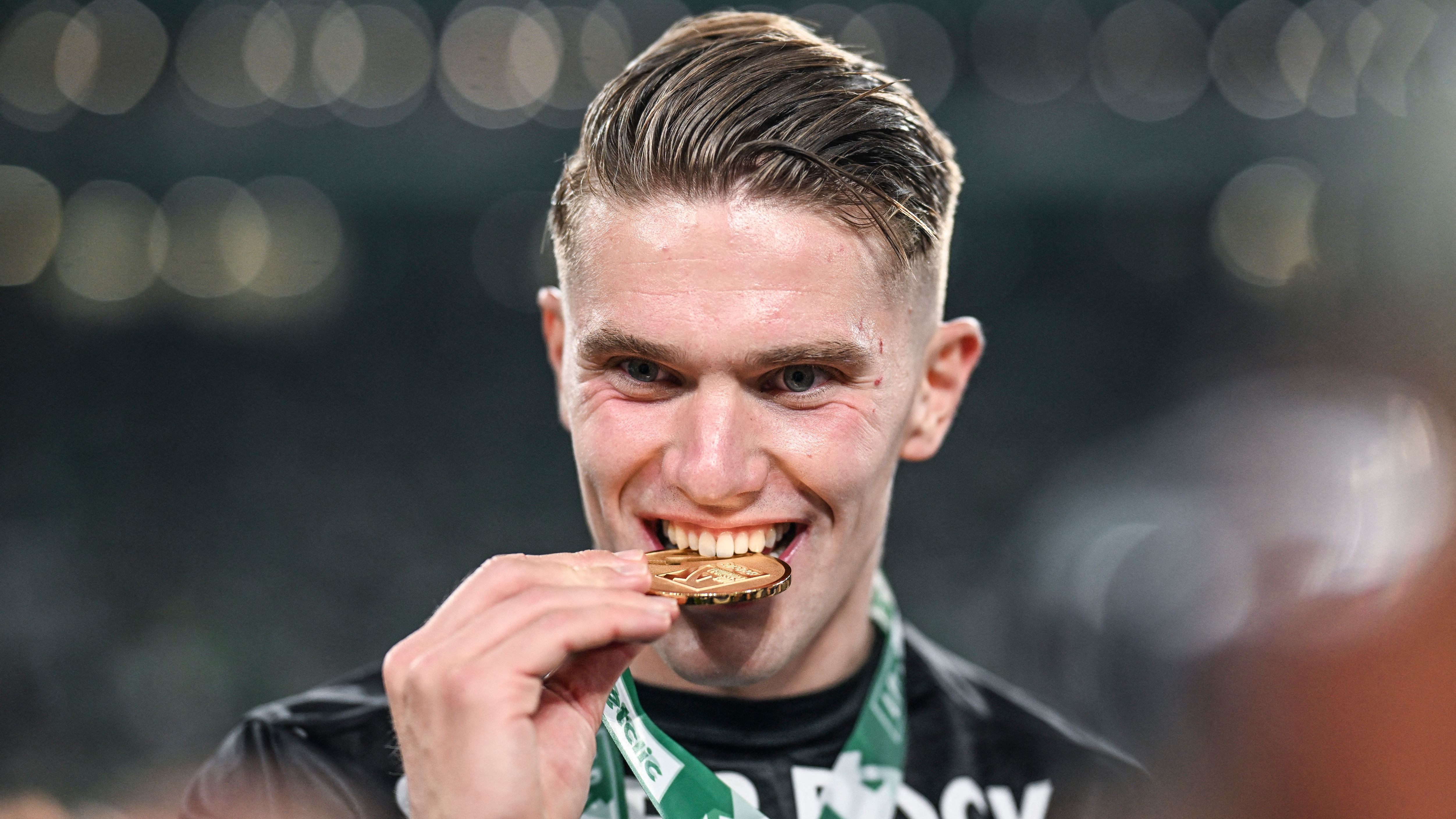 Spending spree for Chelsea! European champions keen to hijack Arsenal's move for Viktor Gyokeres in aftermath of Conference League triumph | Goal.com UK