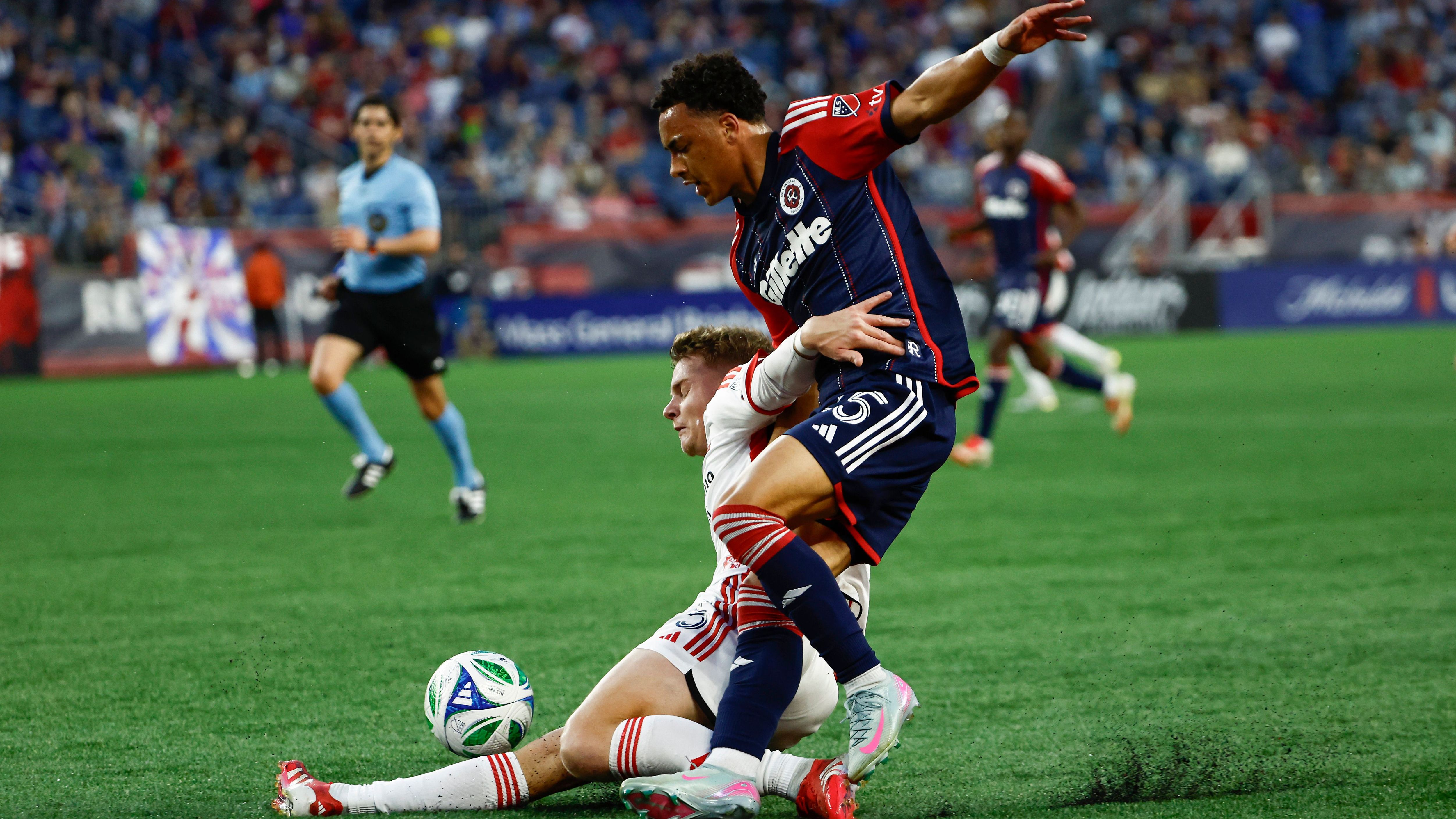 San Jose Earthquakes v New England Revolution