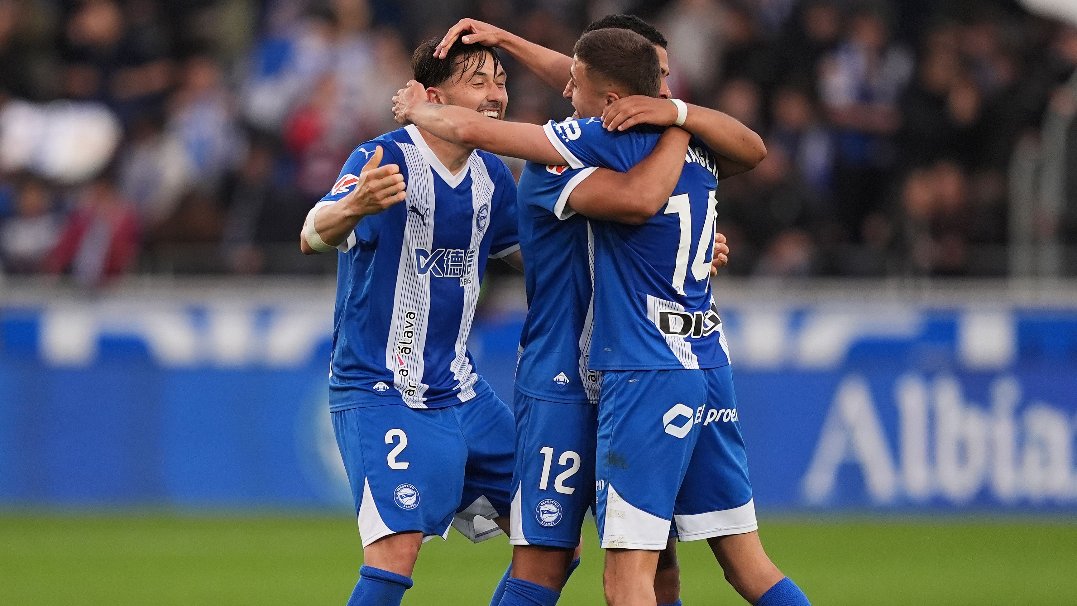 Deportivo Alaves v Valencia CF - La Liga EA Sports