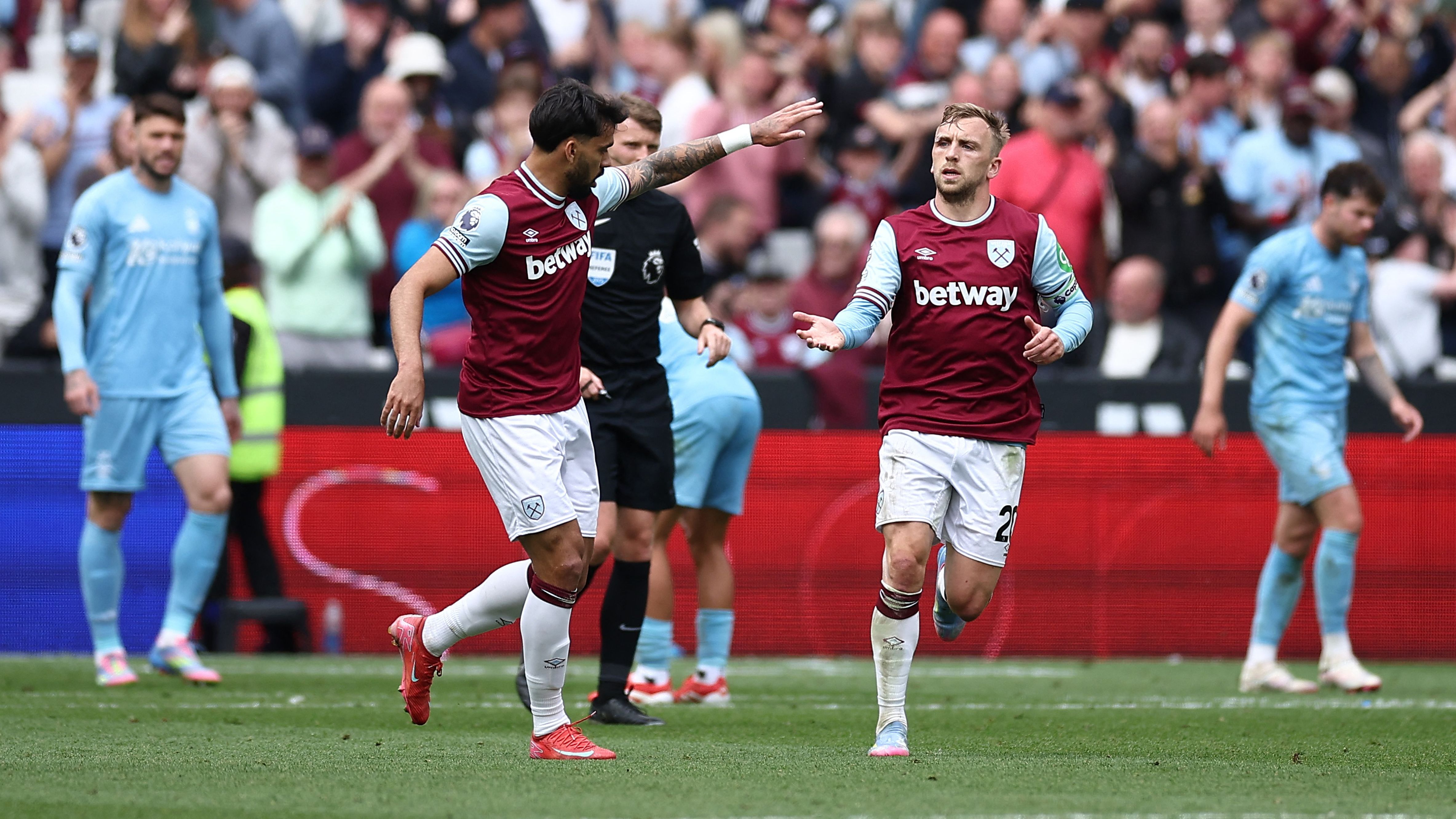 FBL-ENG-PR-WEST HAM-NOTTINGHAM FOREST