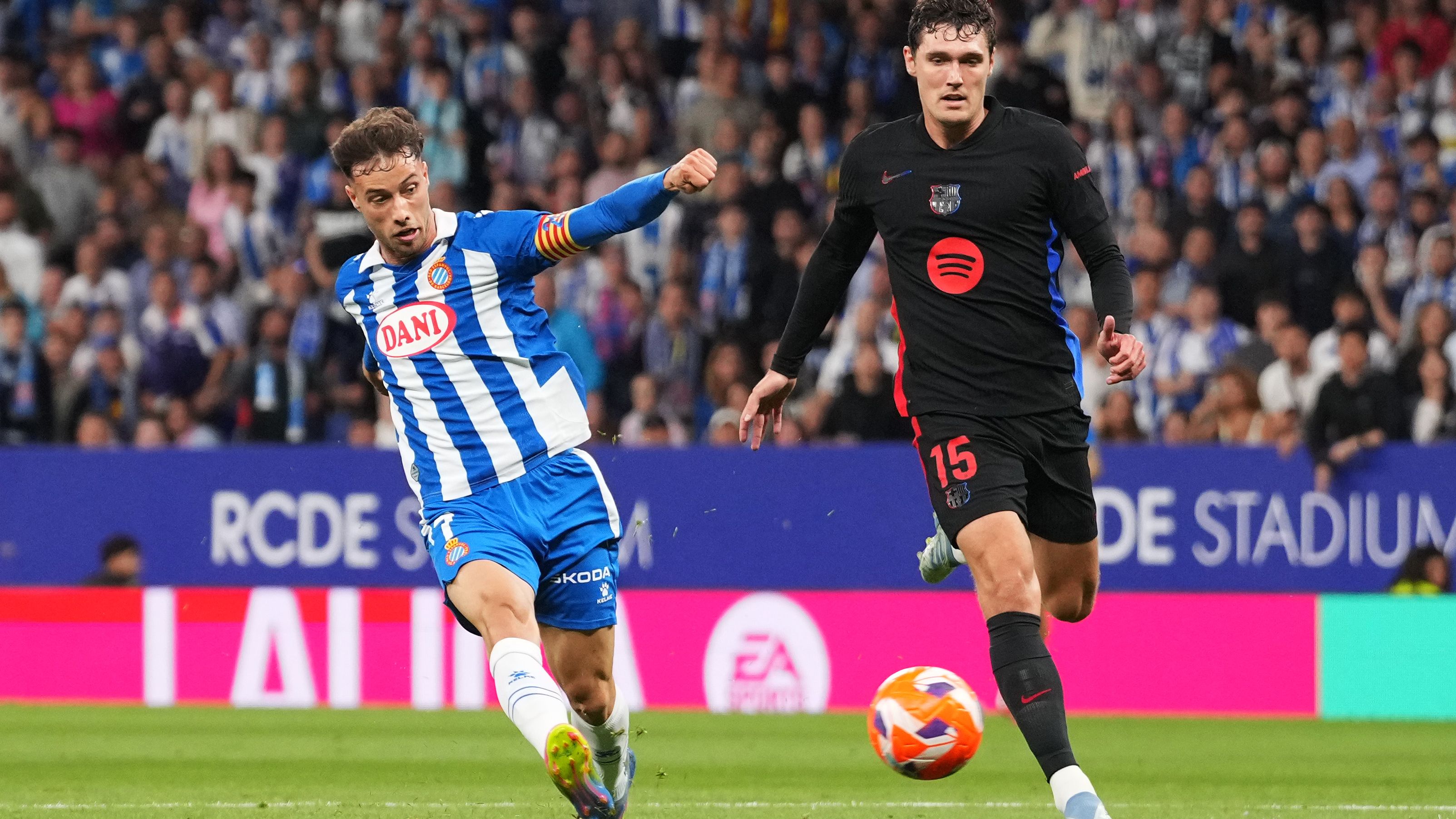 RCD Espanyol de Barcelona v FC Barcelona - La Liga EA Sports