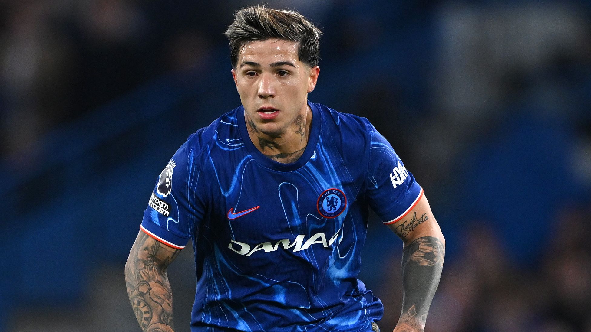 Why Chelsea star Enzo Fernandez was left 'playing with one eye' against Man Utd as mystery surrounding potential injury is cleared up | Goal.com UK