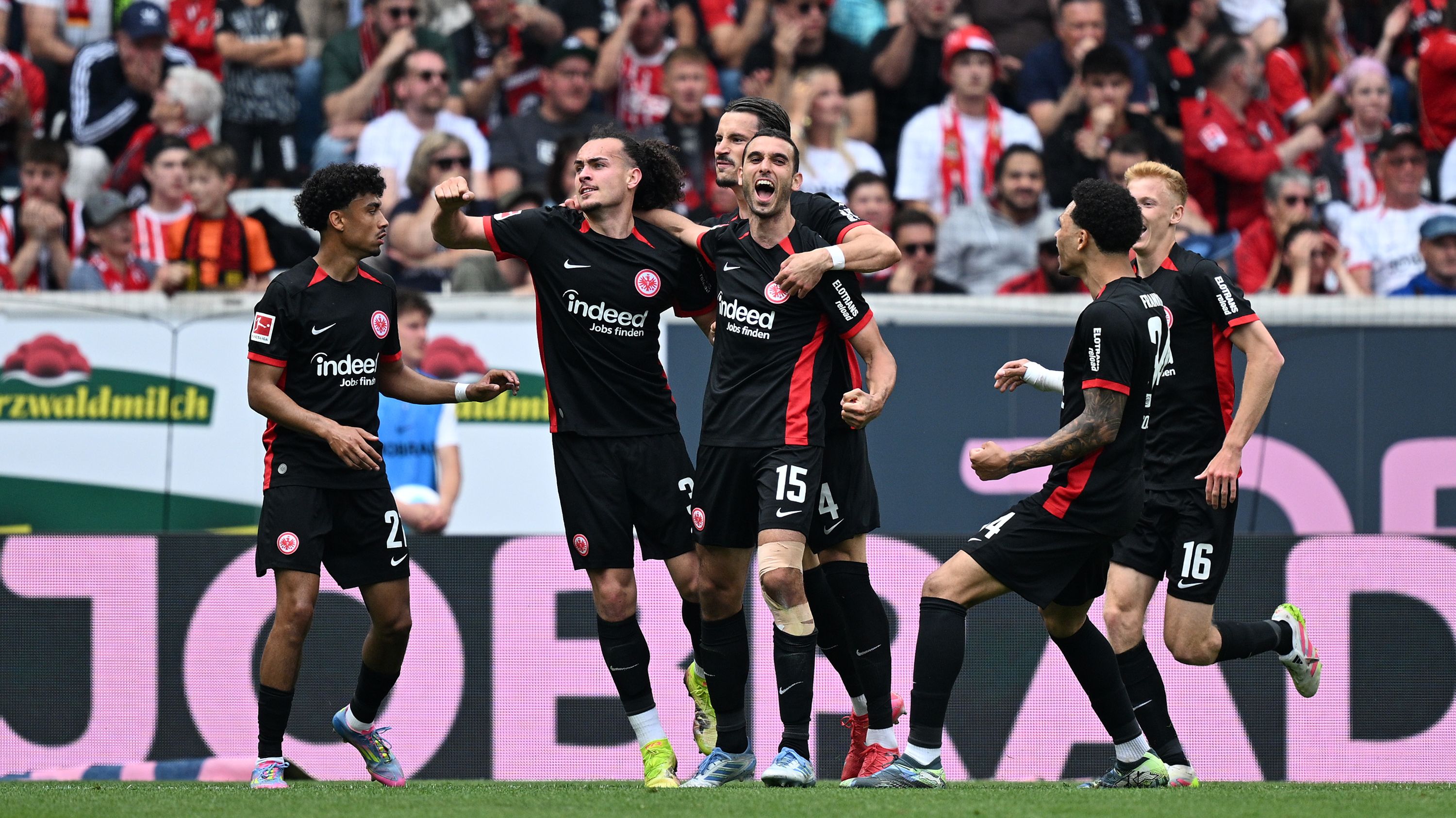 Sport-Club Freiburg v Eintracht Frankfurt - Bundesliga