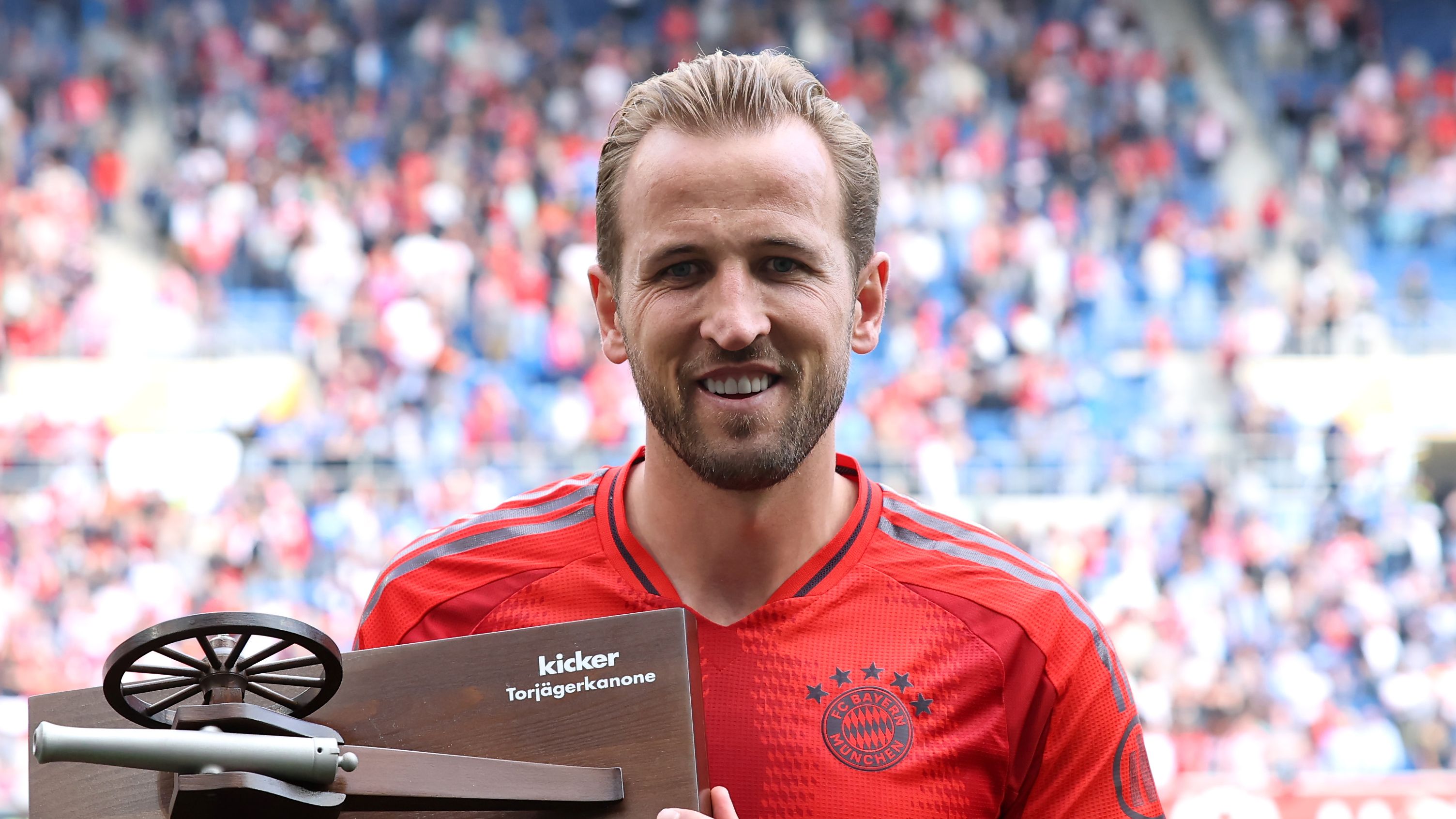 'This one’s even more special' - Harry Kane does it again as Bayern striker makes further Bundesliga history by finishing top scorer for second time in a row | Goal.com UK