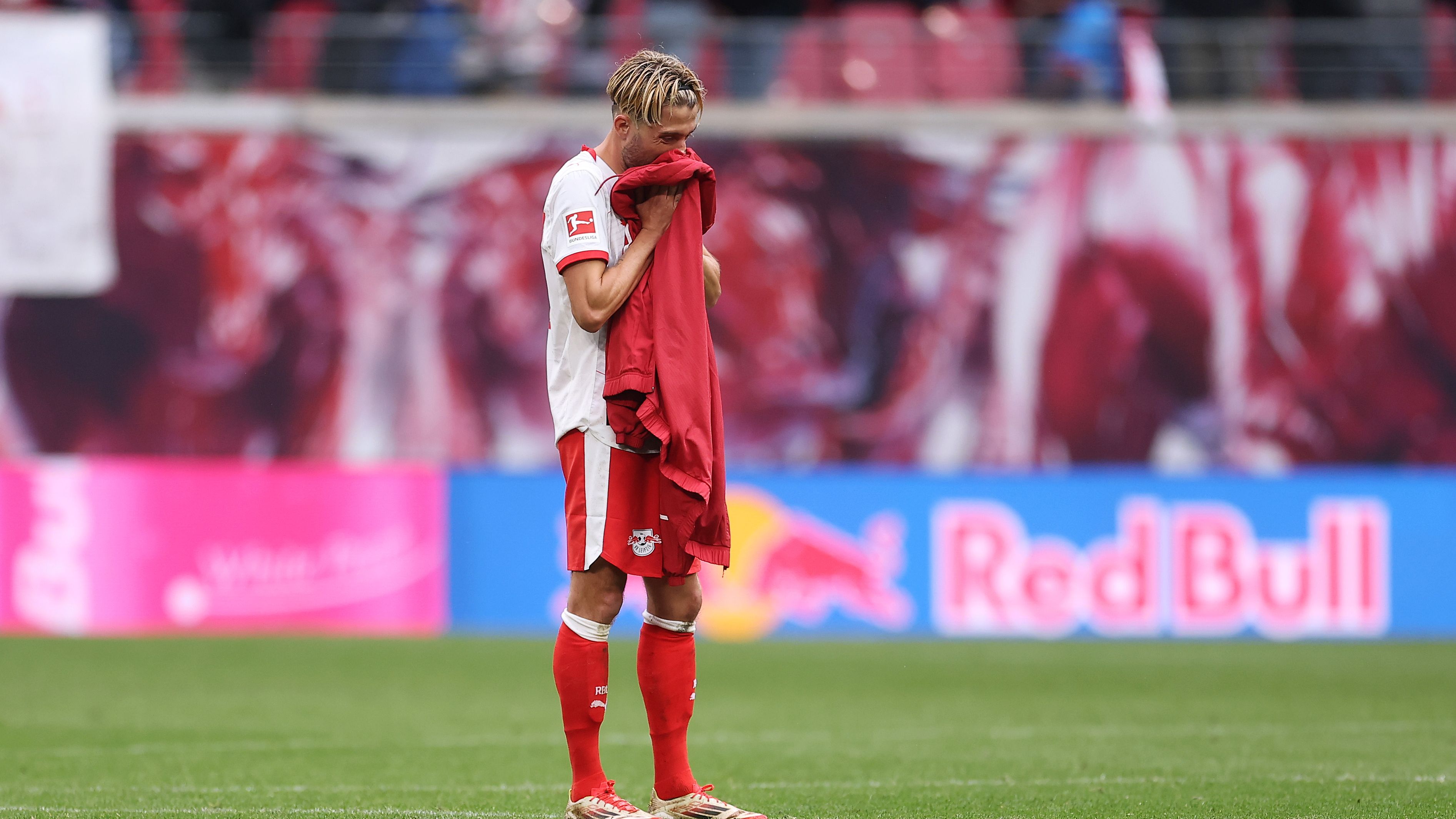 RB Leipzig v VfB Stuttgart - Bundesliga